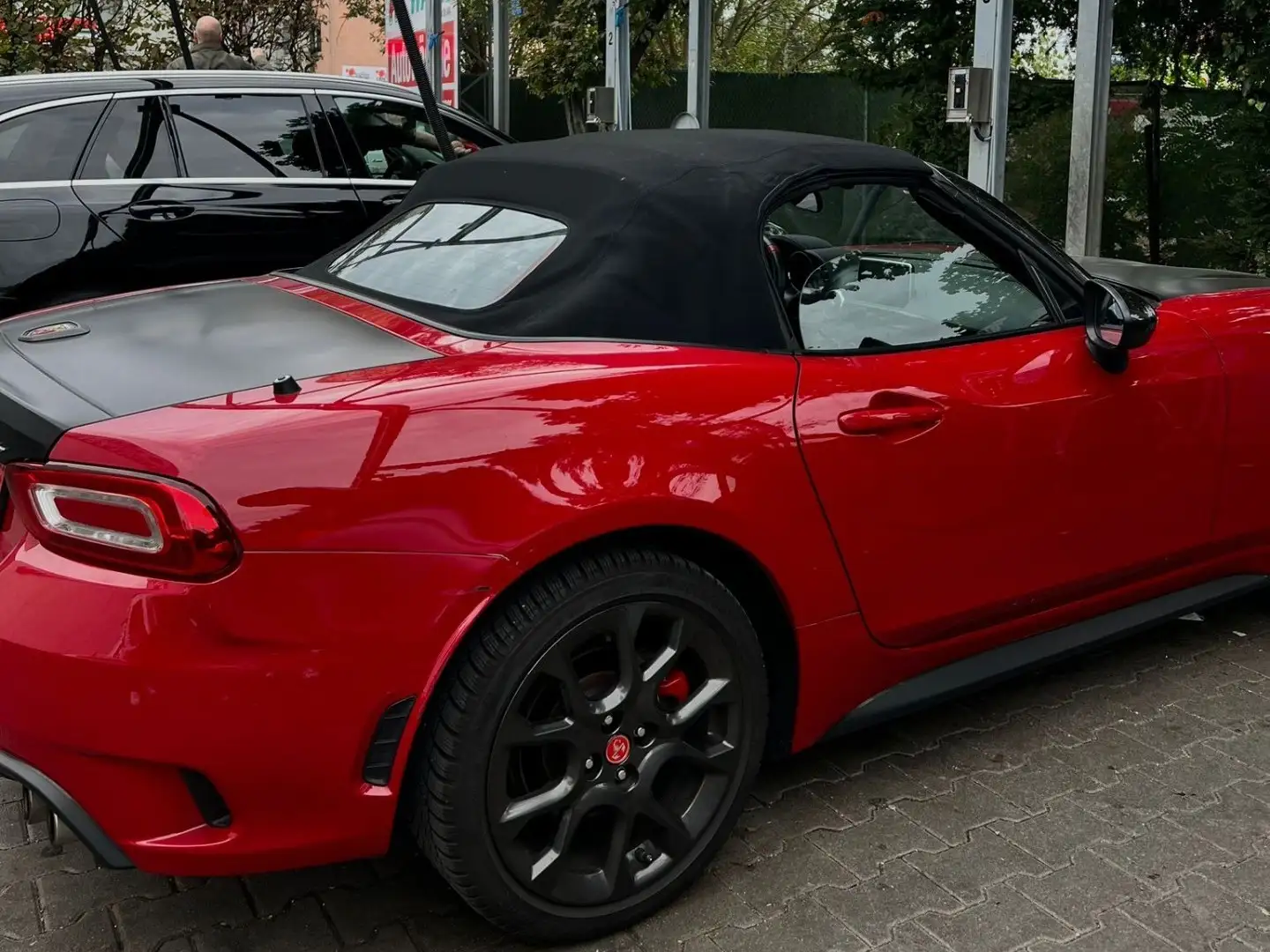 Abarth 124 Spider 1.4 MultiAir Turbo Automatik Turismo Roşu - 2