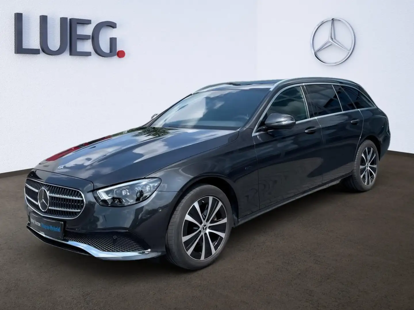 Mercedes-Benz E 300 e T AVANTGARDE+PANODACH+FAHRASSISTENZ Grau - 2