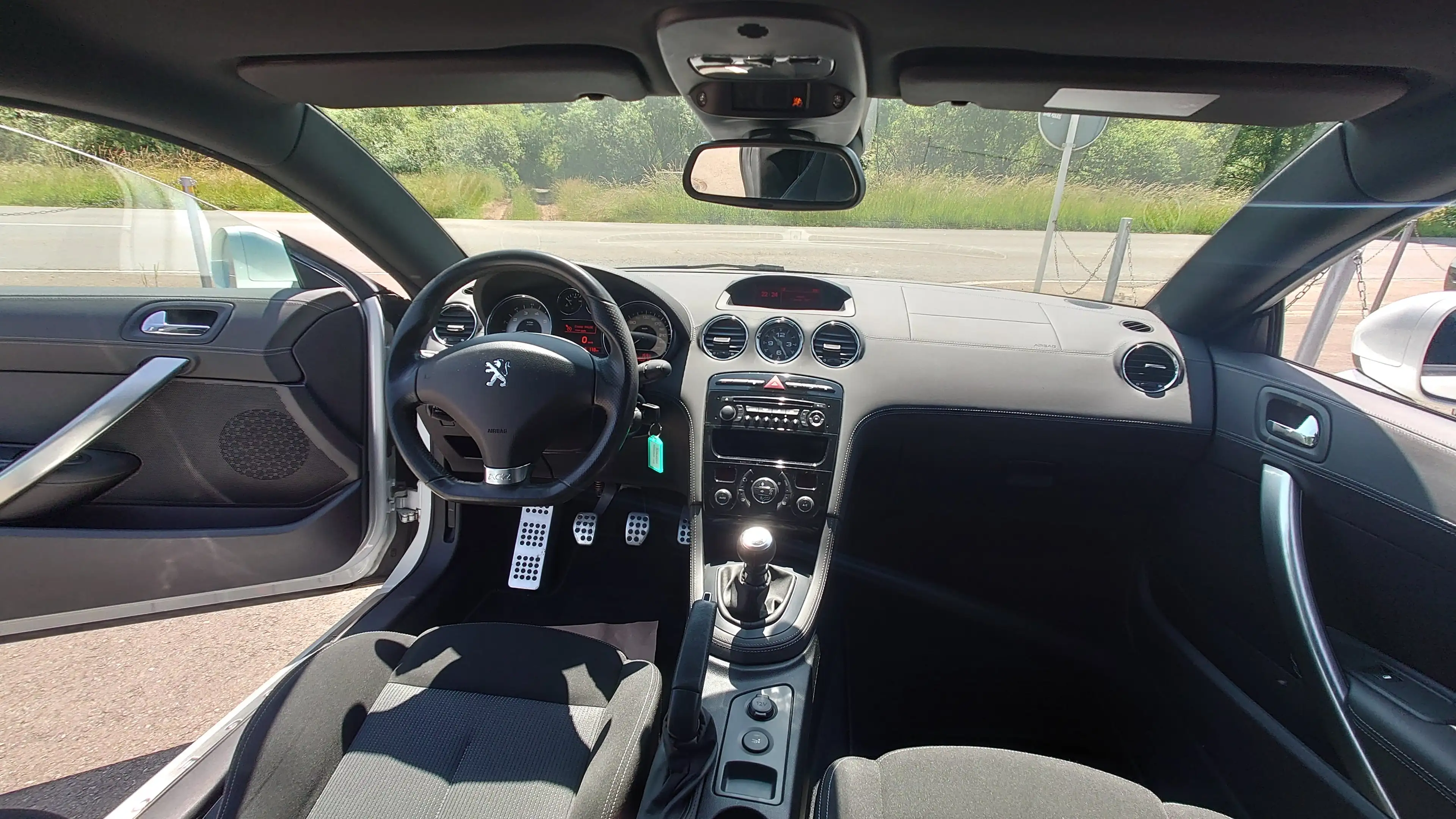 Peugeot RCZ THP200 — photo 9