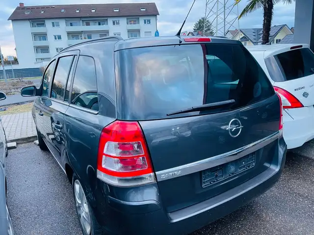 Opel Zafira view 14