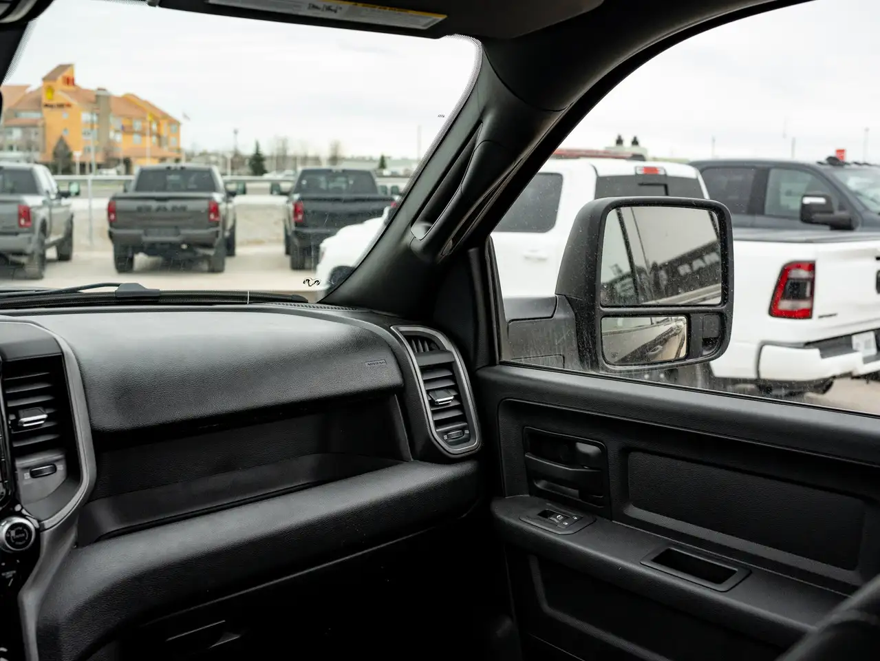 RAM 2500 photo RAM 2500