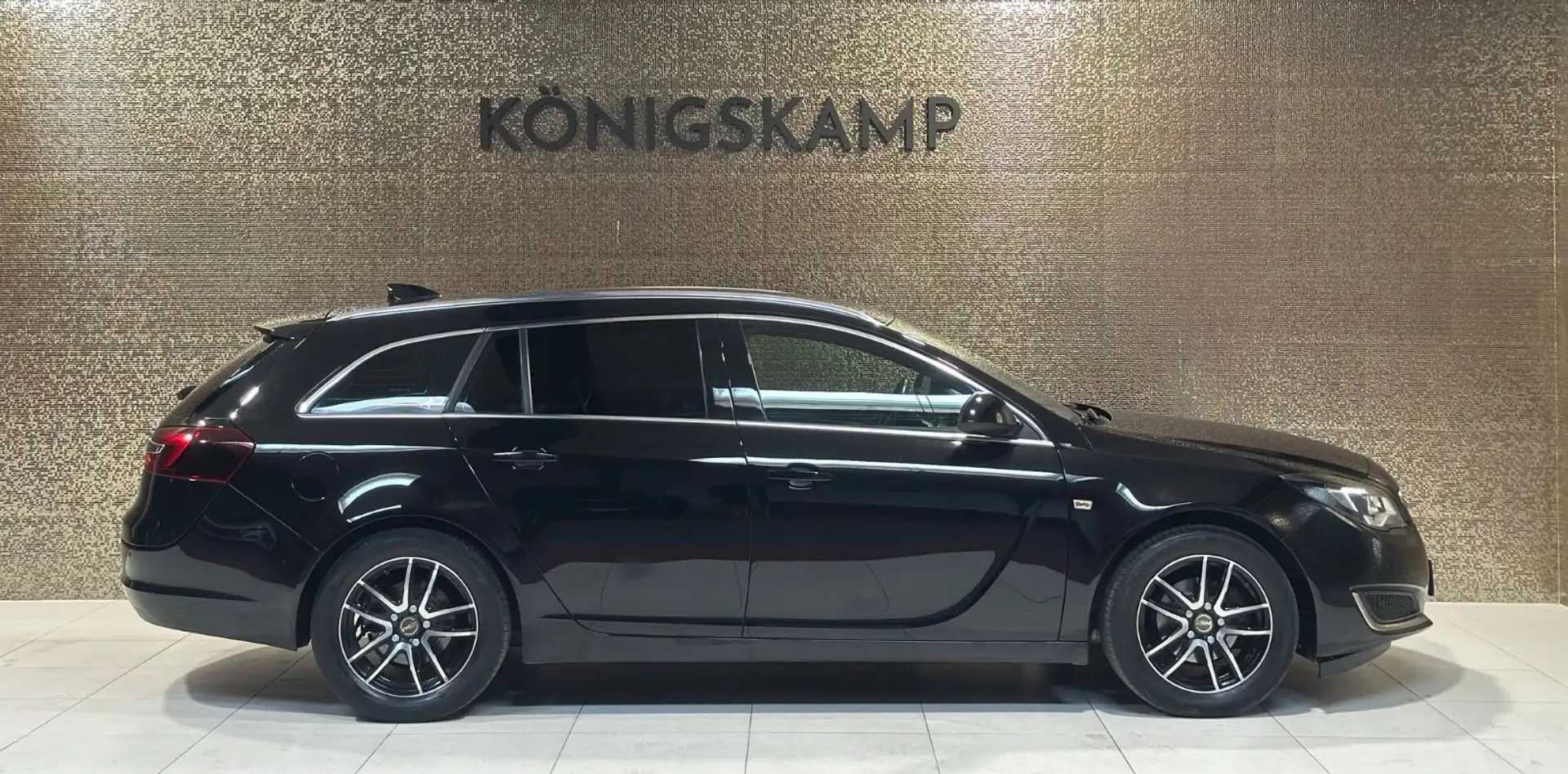 Opel Insignia A Sports Tourer Innovation *SERVICE NEU Zwart - 2
