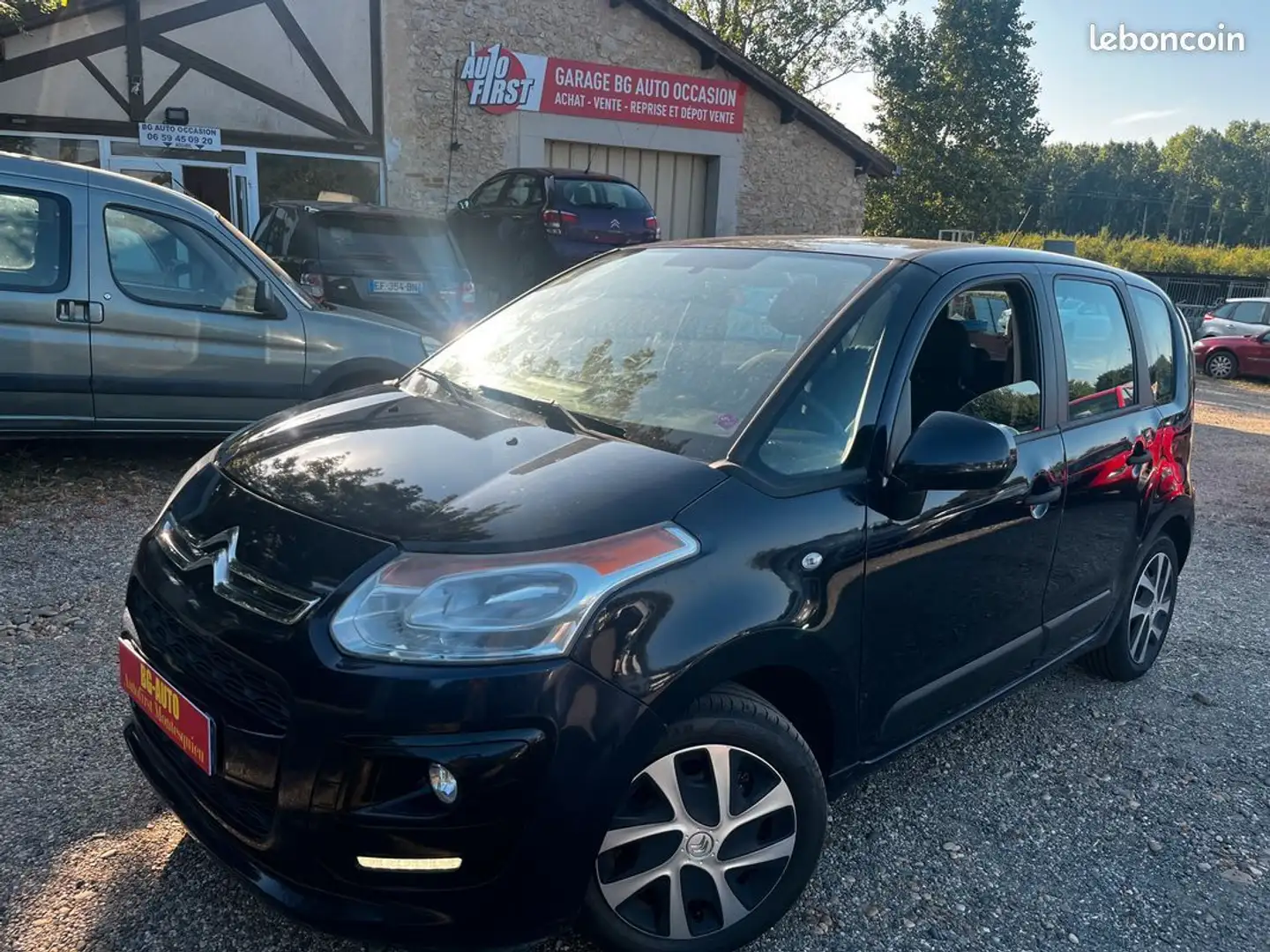 Citroen C3 Picasso piasso 1.4 VTi 95cv confort en bon état générale - 1