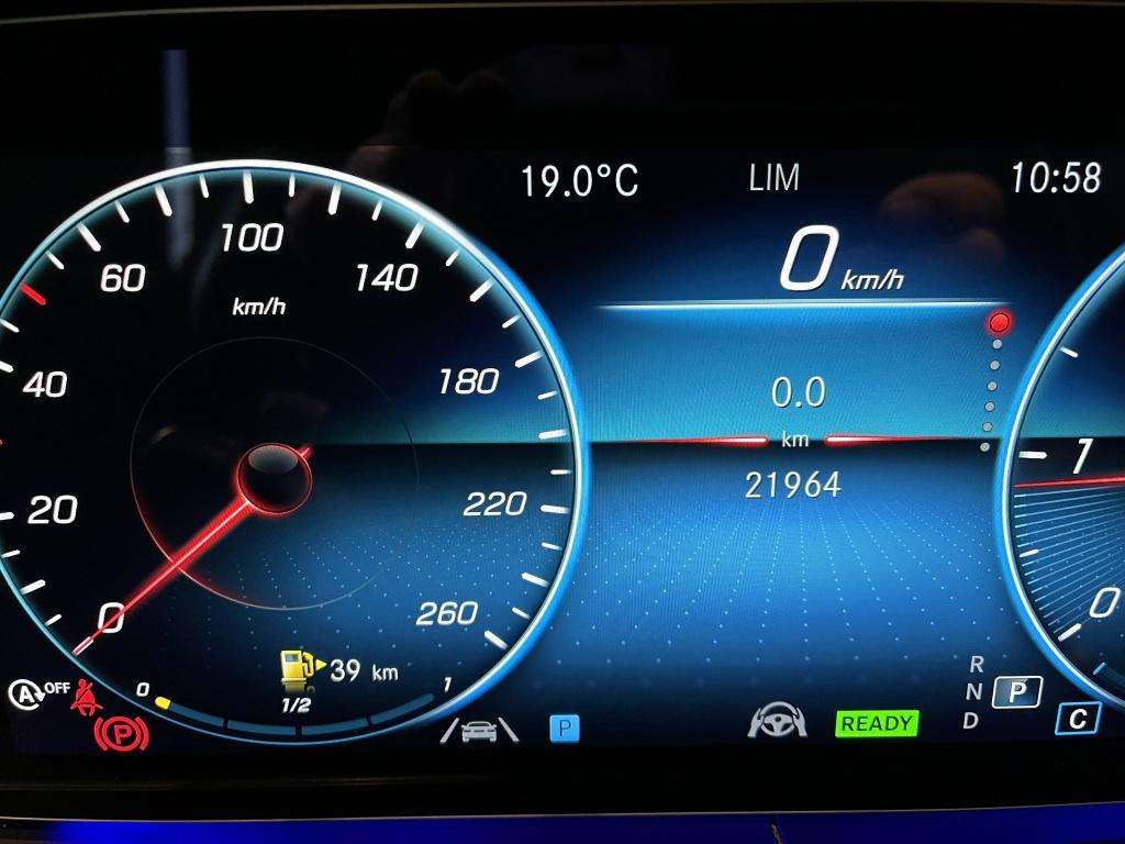 Mercedes-Benz E 220
