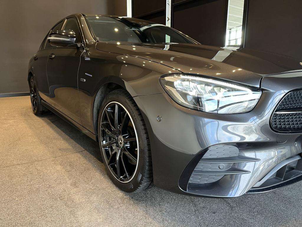 Mercedes-Benz E 220