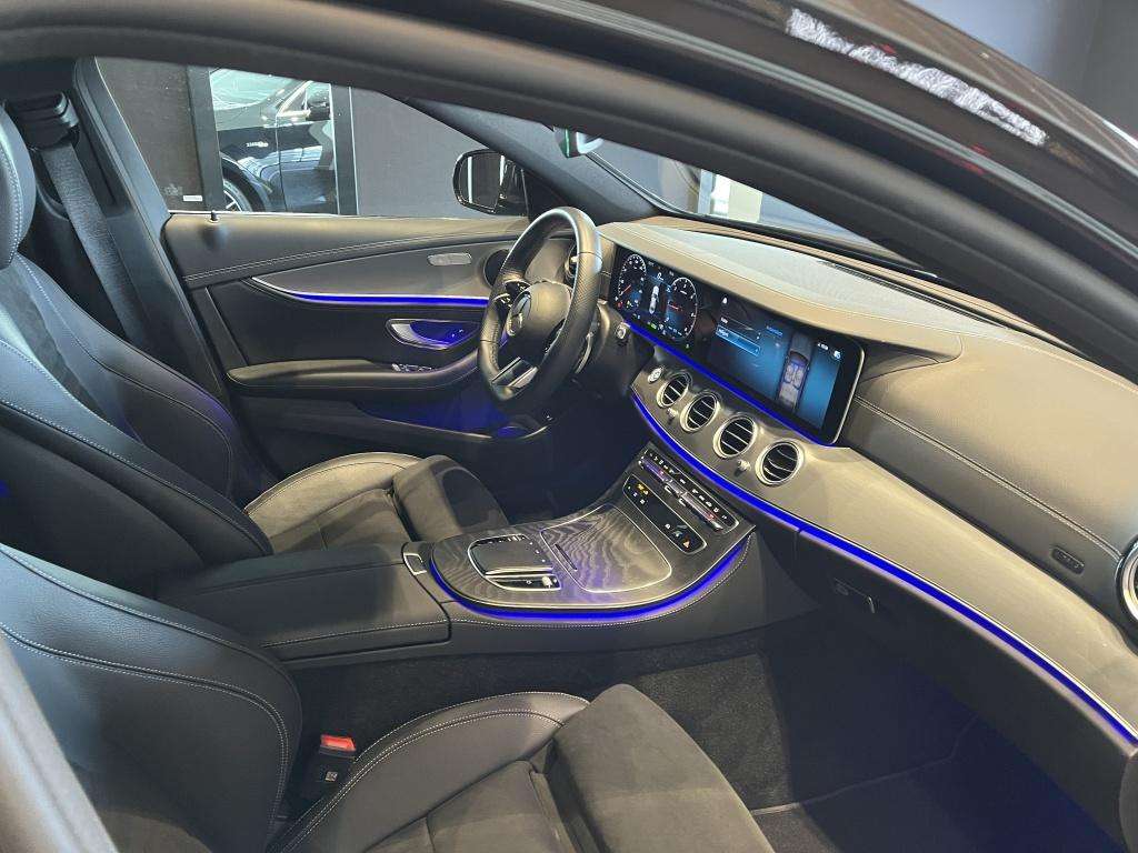 Mercedes-Benz E 220