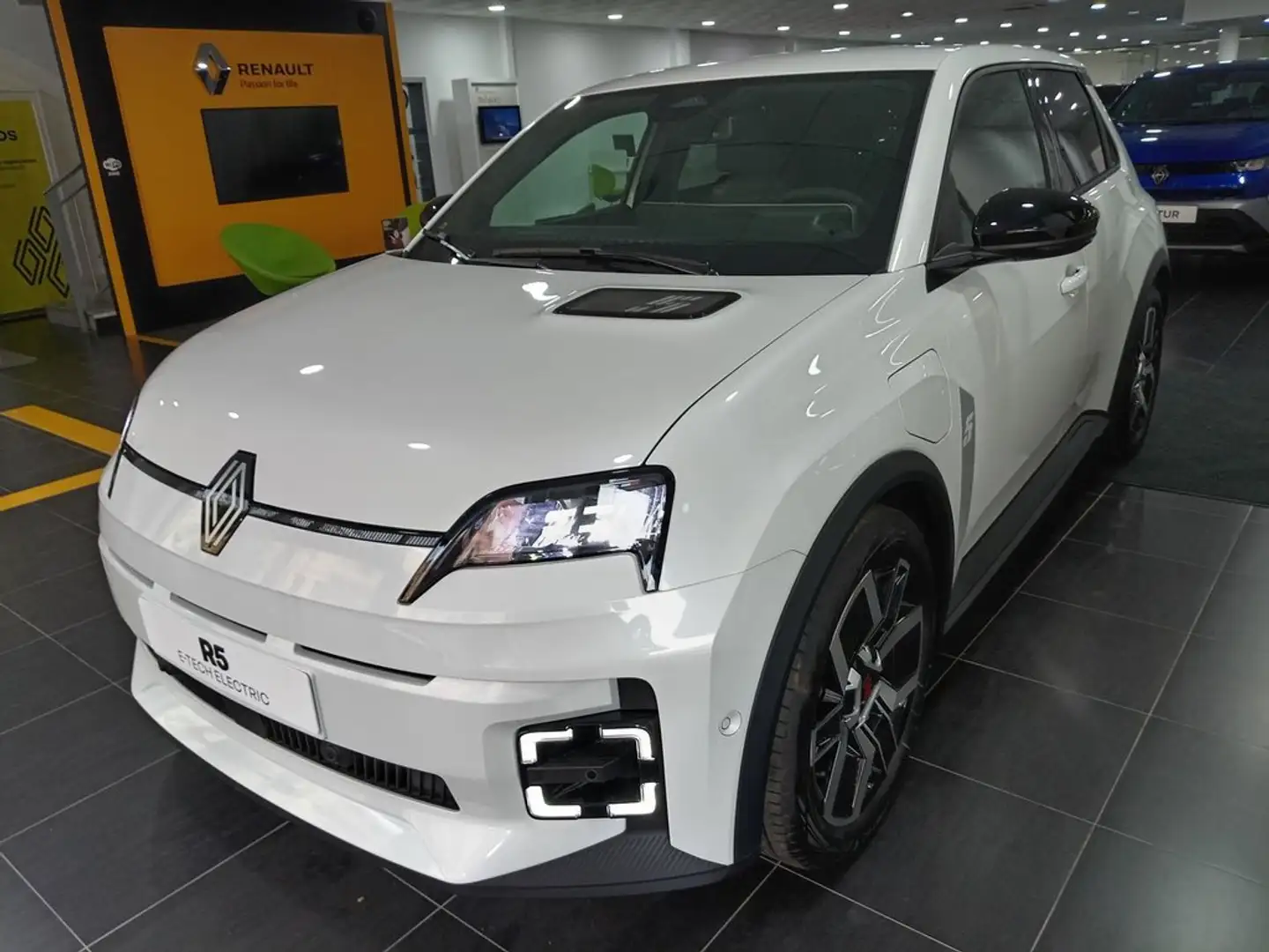 Renault Megane E-Tech 5 Techno autonomía confort 110 kW Blanco - 2