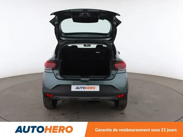 Dacia Sandero view 16