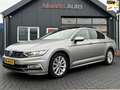 Volkswagen Passat 1.6 TDI Business Edition R | AUT | VIRTUAL | PANO Gris - thumbnail 1