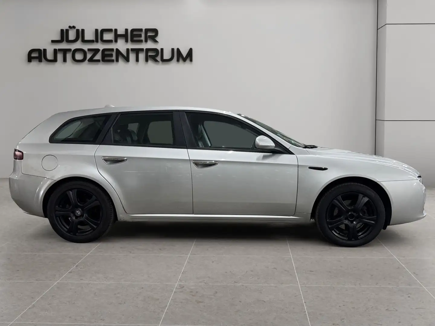 Alfa Romeo 159 1.9 Kombi, Inspektion neu , Tüv/Au Gris - 2