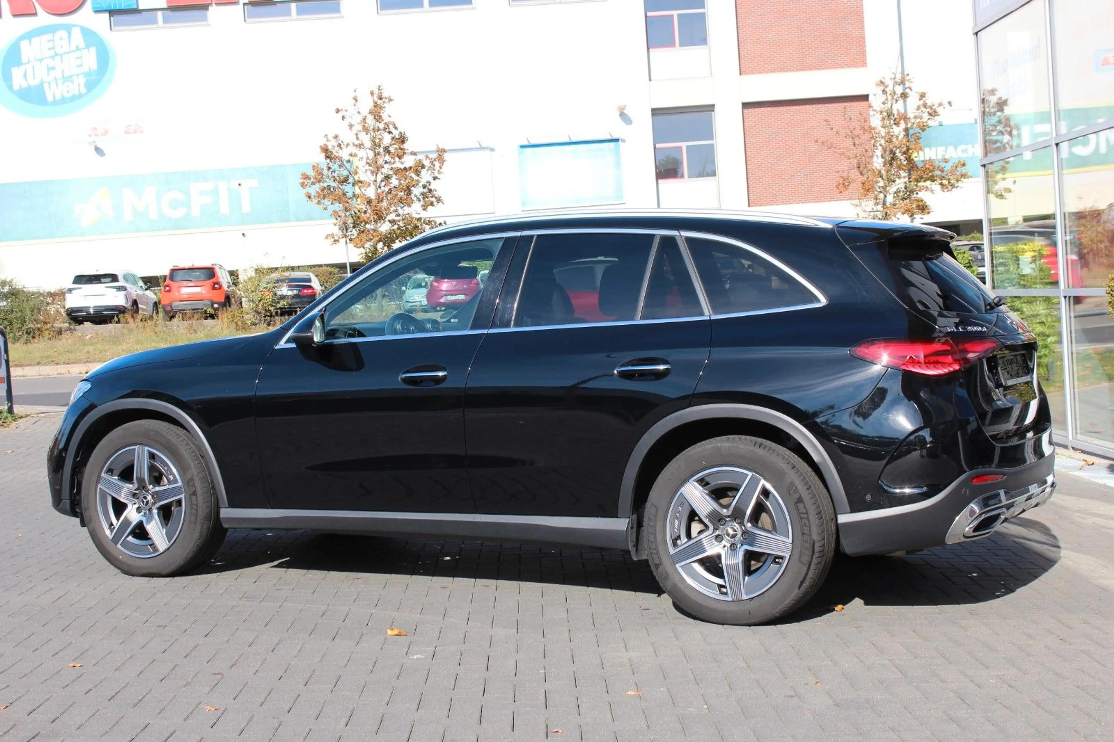 Mercedes-Benz GLC 300 d 4-M AMG Line Advanced Distronic Key.Go — photo 5