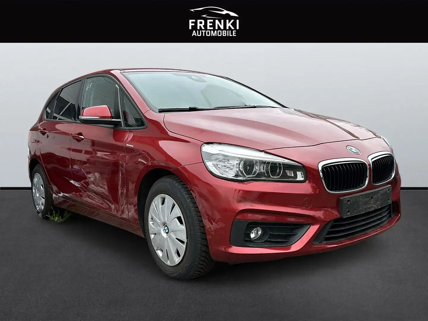 BMW 218 Baureihe 2 Active Tourer 218 i Červená - 1