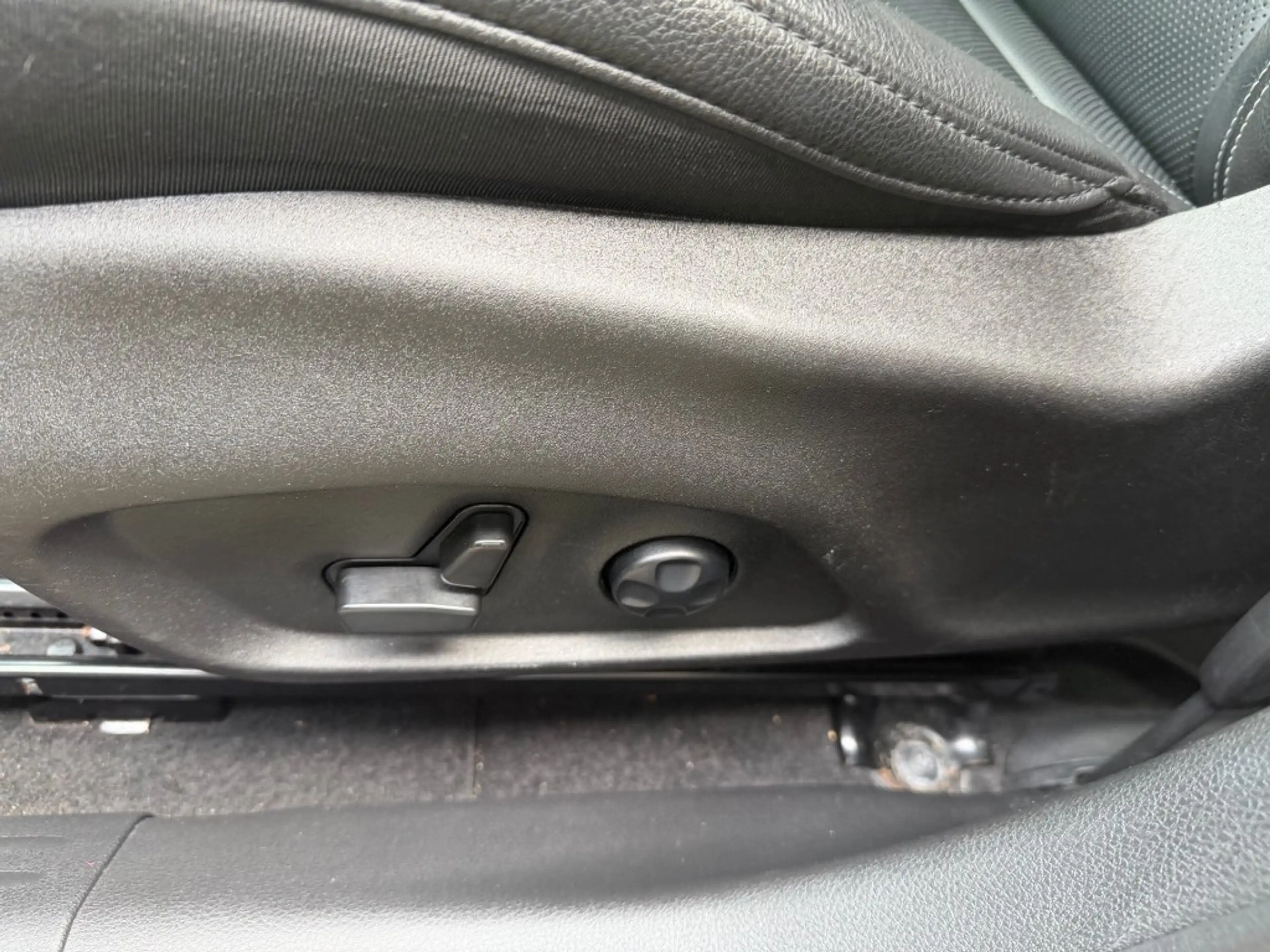 Jeep Compass 4XE 240 HYB. S — photo 23