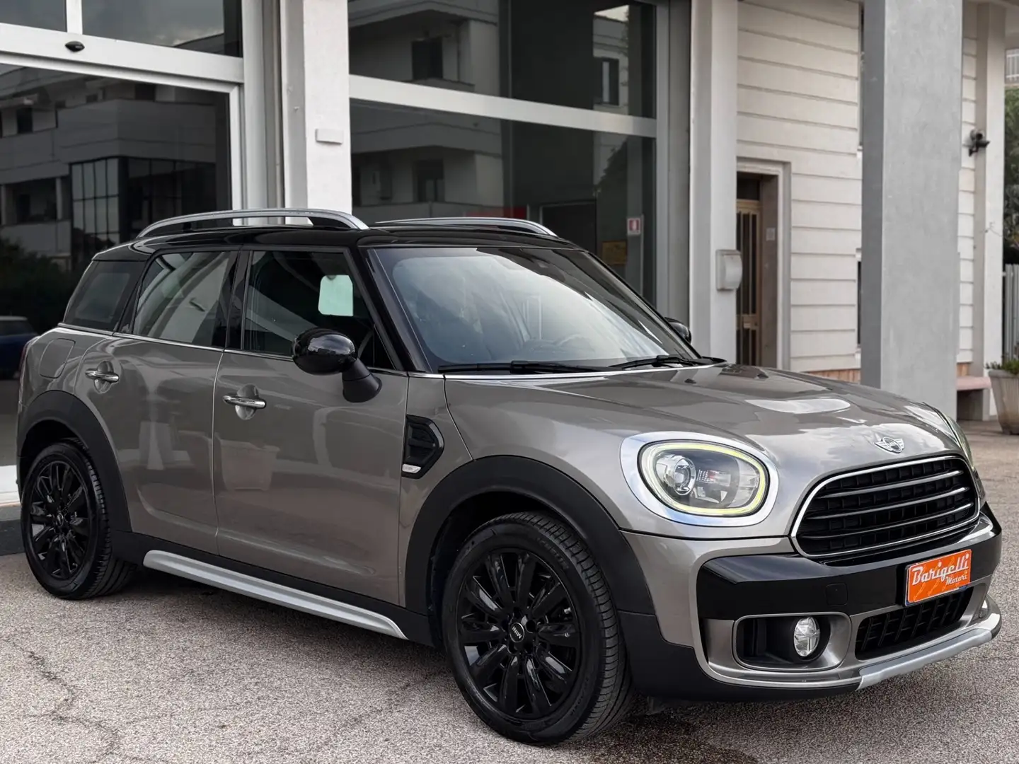 MINI Cooper D Countryman Mini 2.0 Cooper D Business Countryman Automatica Grigio - 2