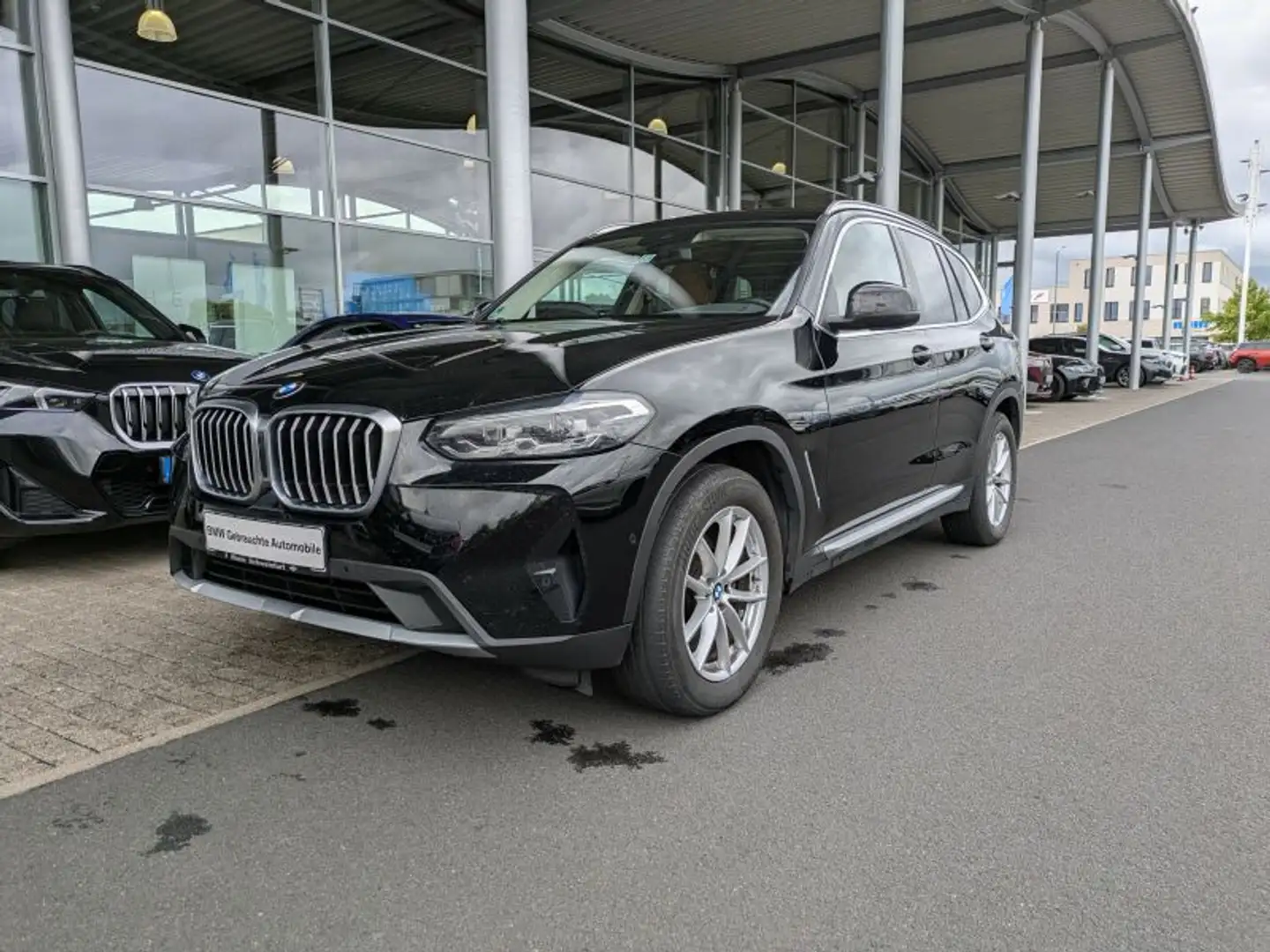 BMW X3 xDrive20d LED. Navi Prof. Akusstik. AHK. Schwarz - 2