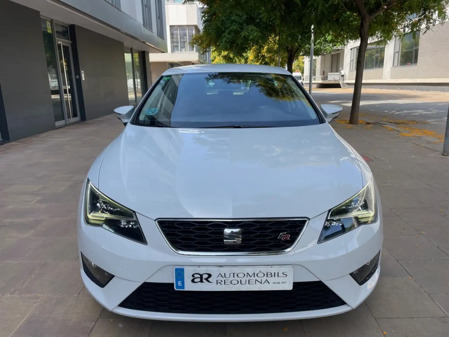 SEAT Leon 1.4 TSI ACT S&S FR 150 Wit - 2