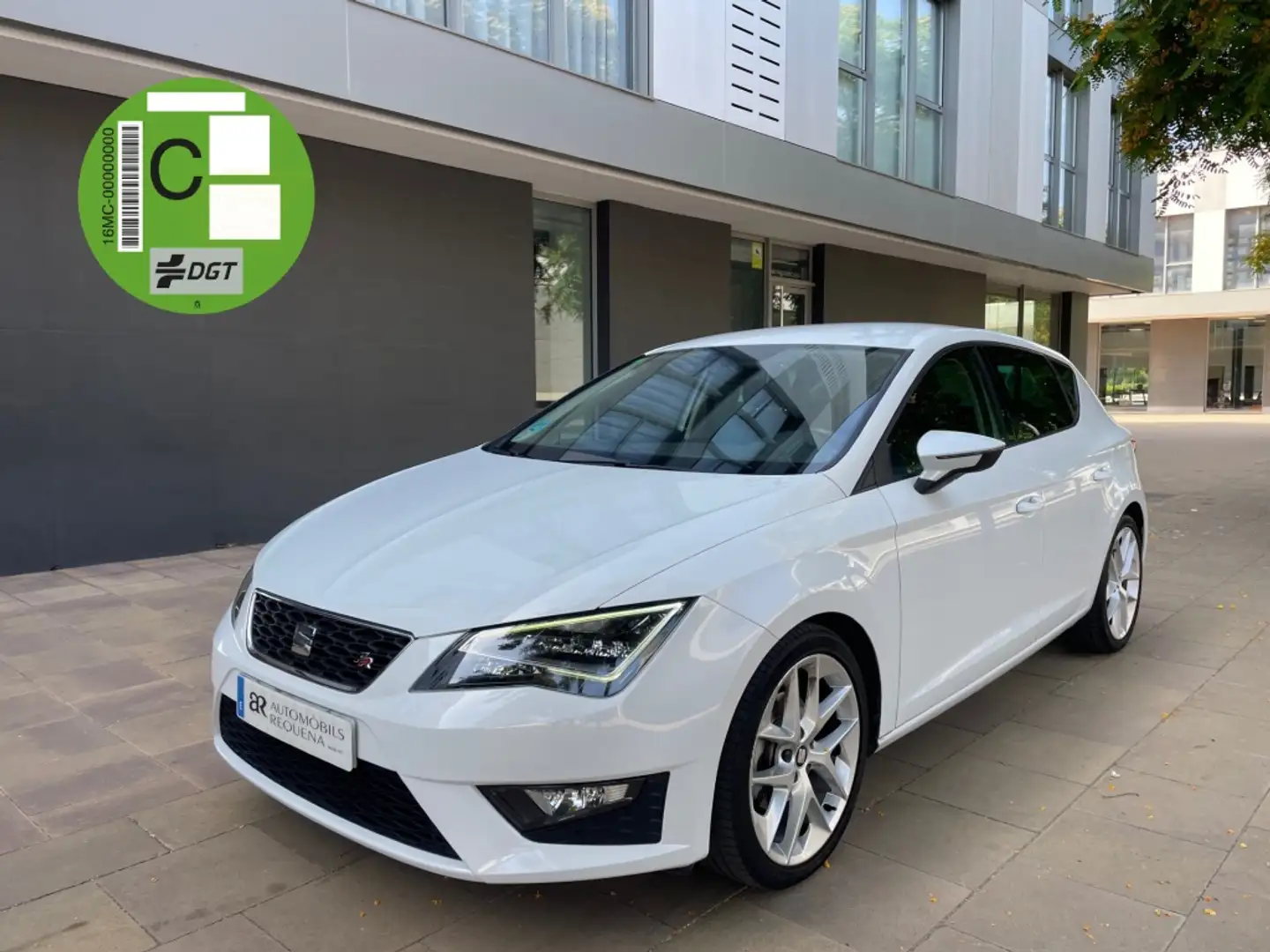SEAT Leon 1.4 TSI ACT S&S FR 150 Wit - 1