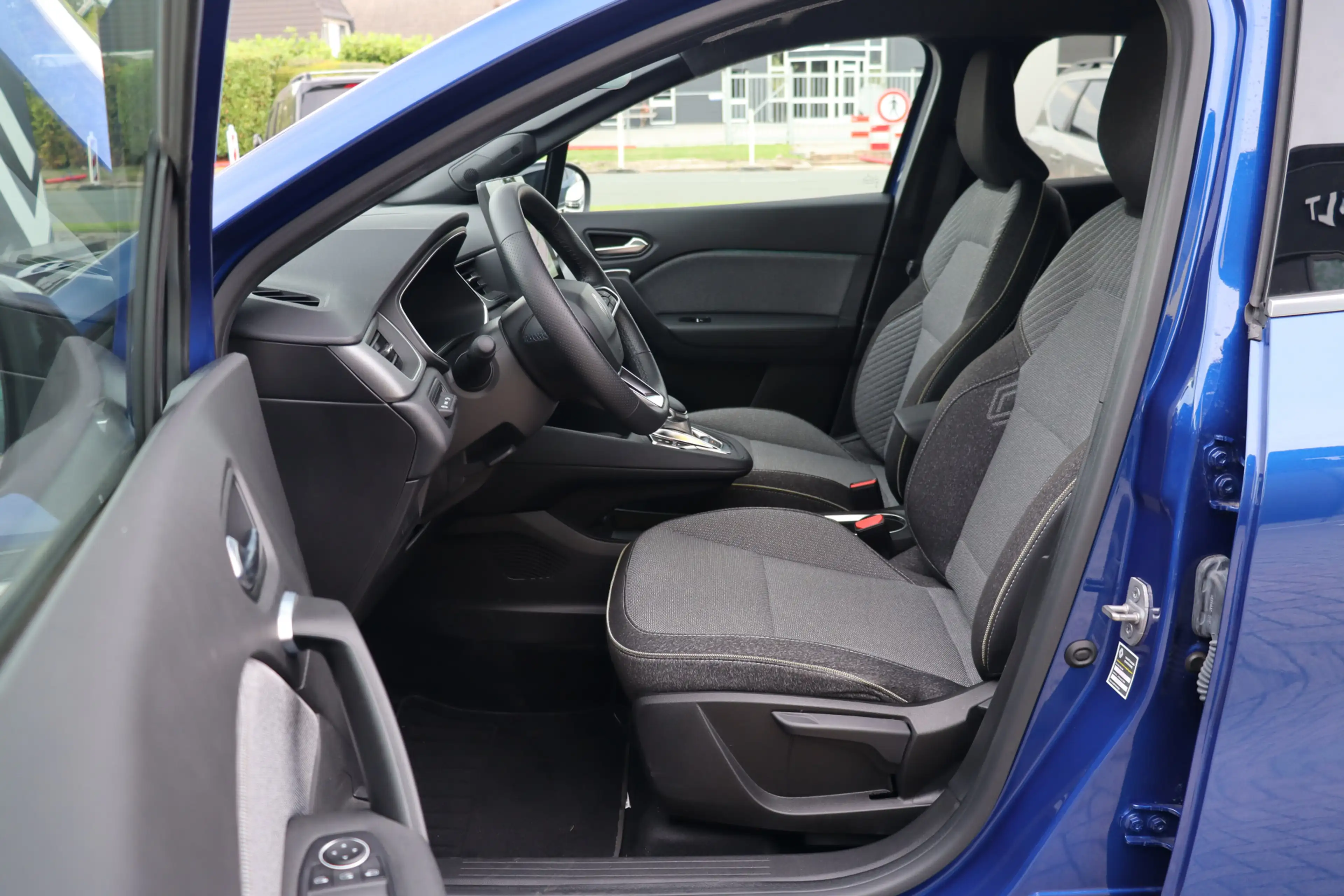 Renault Symbioz 1.6 E-Tech full hybrid 145 techno HEV | Adap. Crui — photo 7
