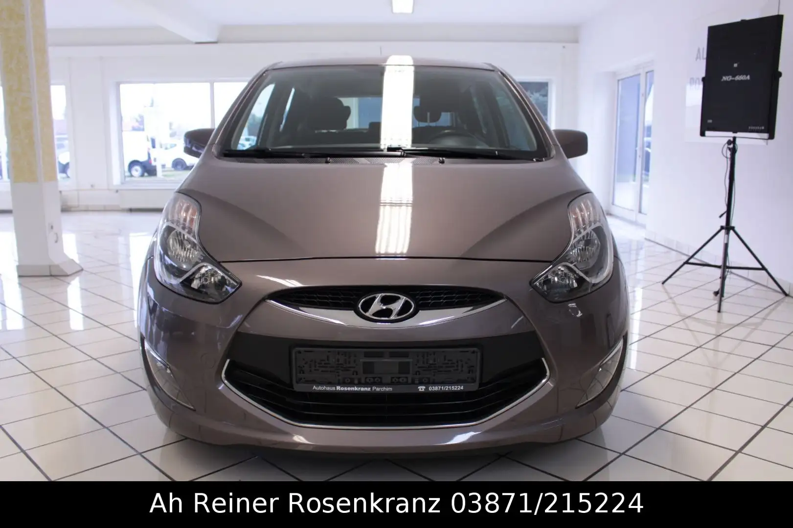 Hyundai iX20 1.6 Comfort Automatik Allwetter Klimaautom. Braun - 2