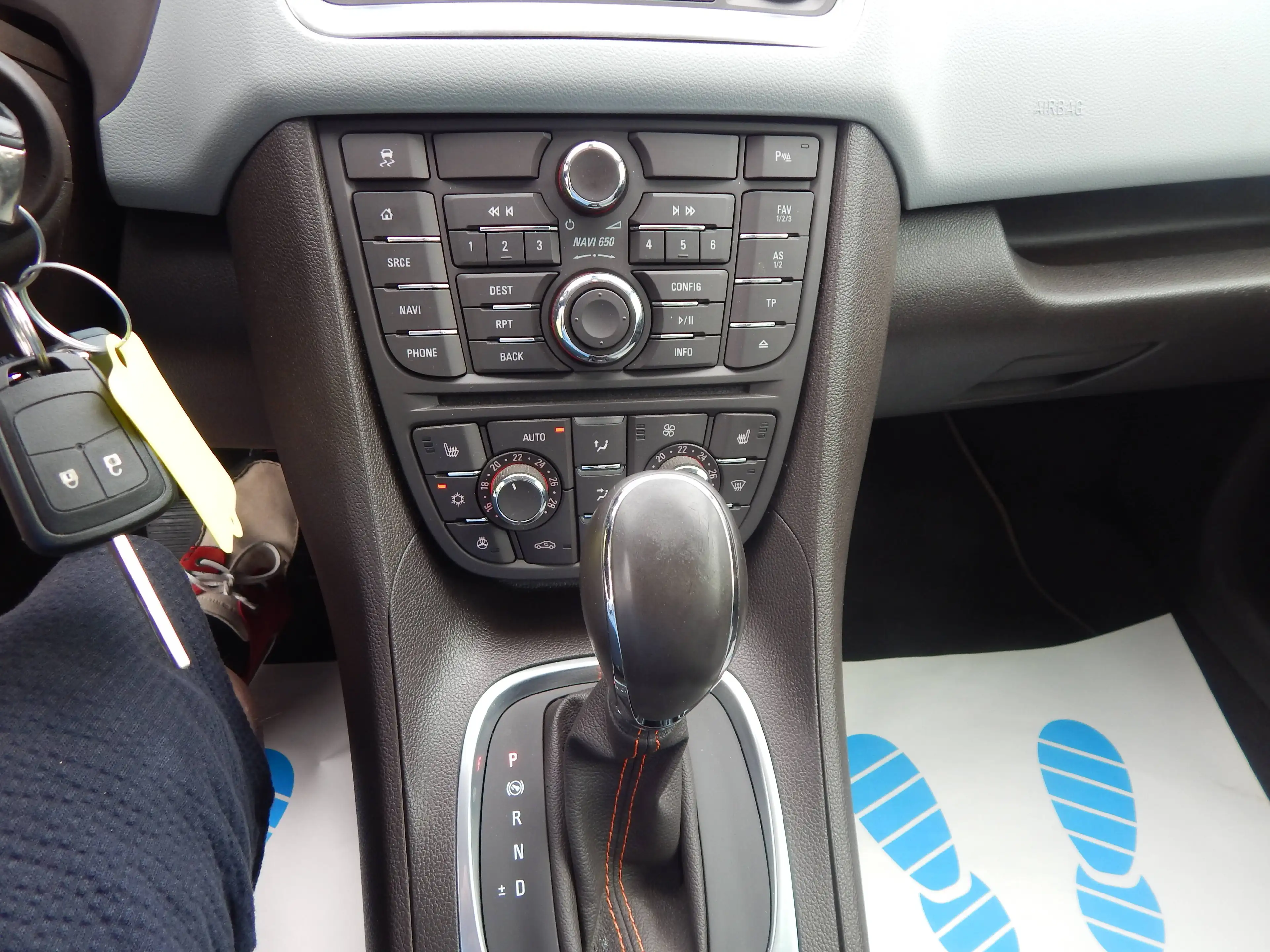Opel Meriva Innovation*LEDER*SITZH*8xLM*LENKRAD*PDC*TÜV*STANDHEIZ** — photo 13
