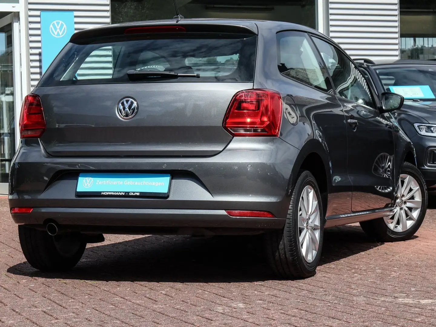 Volkswagen Polo 1.2 TSI Comfortline Grijs - 2