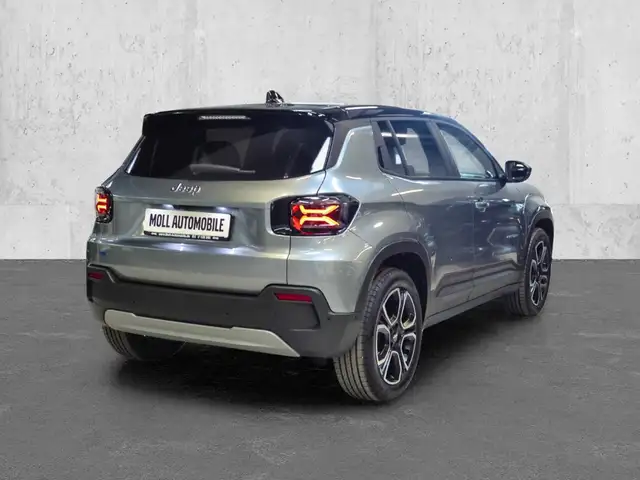 Jeep Avenger view 2