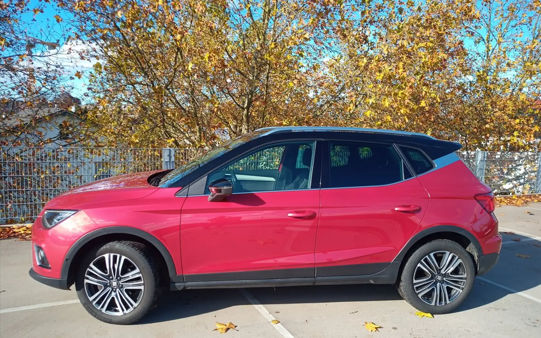 SEAT Arona Arona 1.6 TDI XCELLENCE Rot - 1