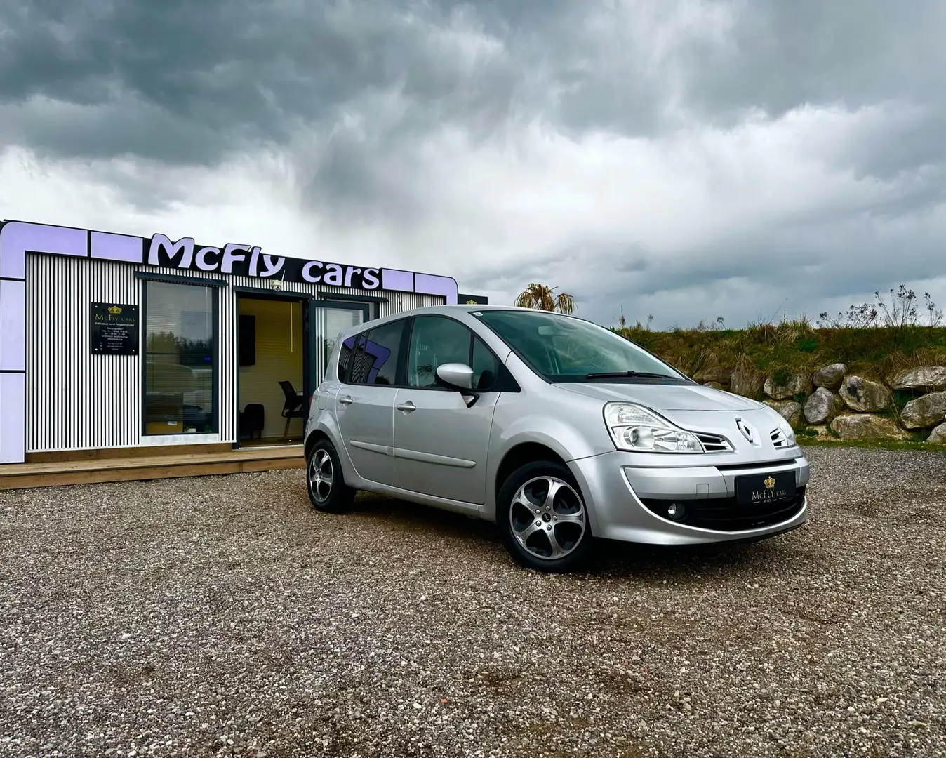 Renault Modus 1.BESiTZ-SiTZHEiZUNG-ZAHNRiEMENSATZ NEU-KLiMA Gris - 1