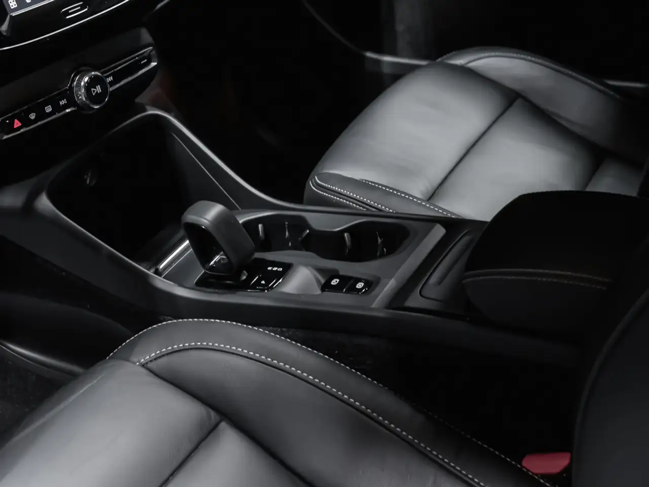 Volvo XC40 снимка Volvo XC40
