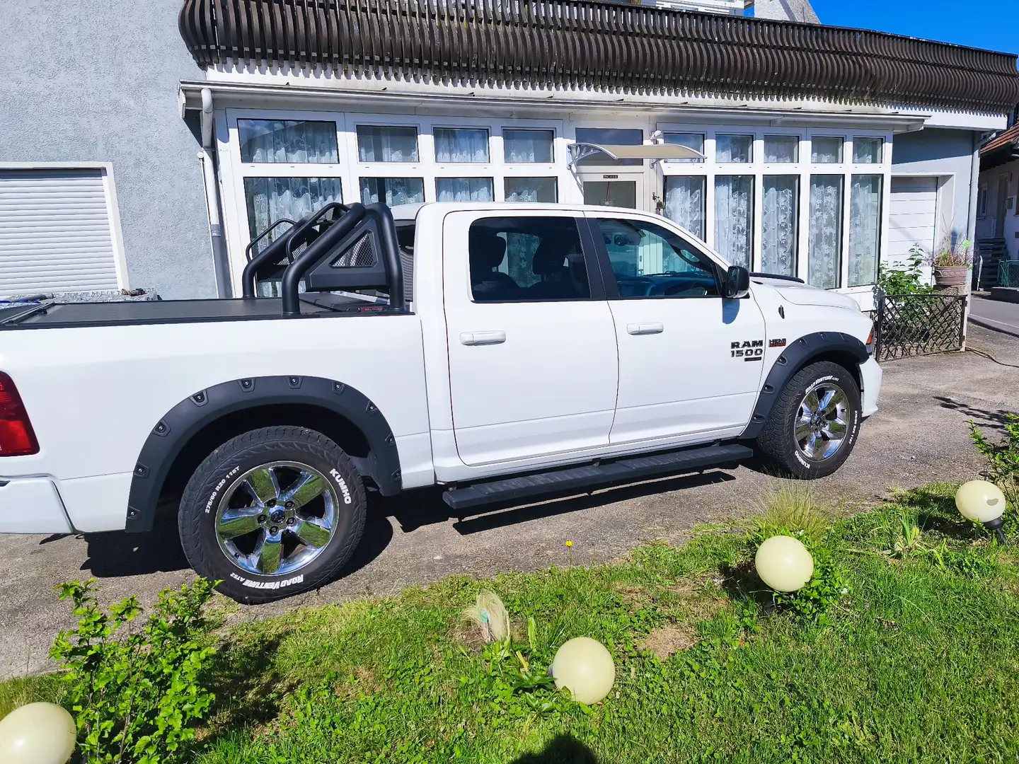 Dodge RAM Classic/Big Horn Weiß - 1