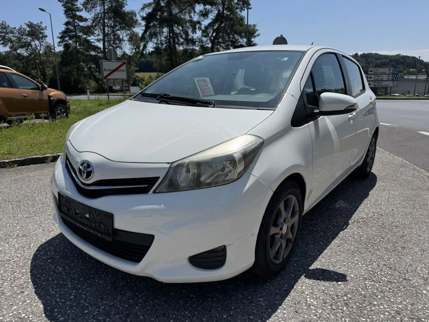 Toyota Yaris Sol KLIMA TEMPOMAT R-KAMERA Weiß - 1