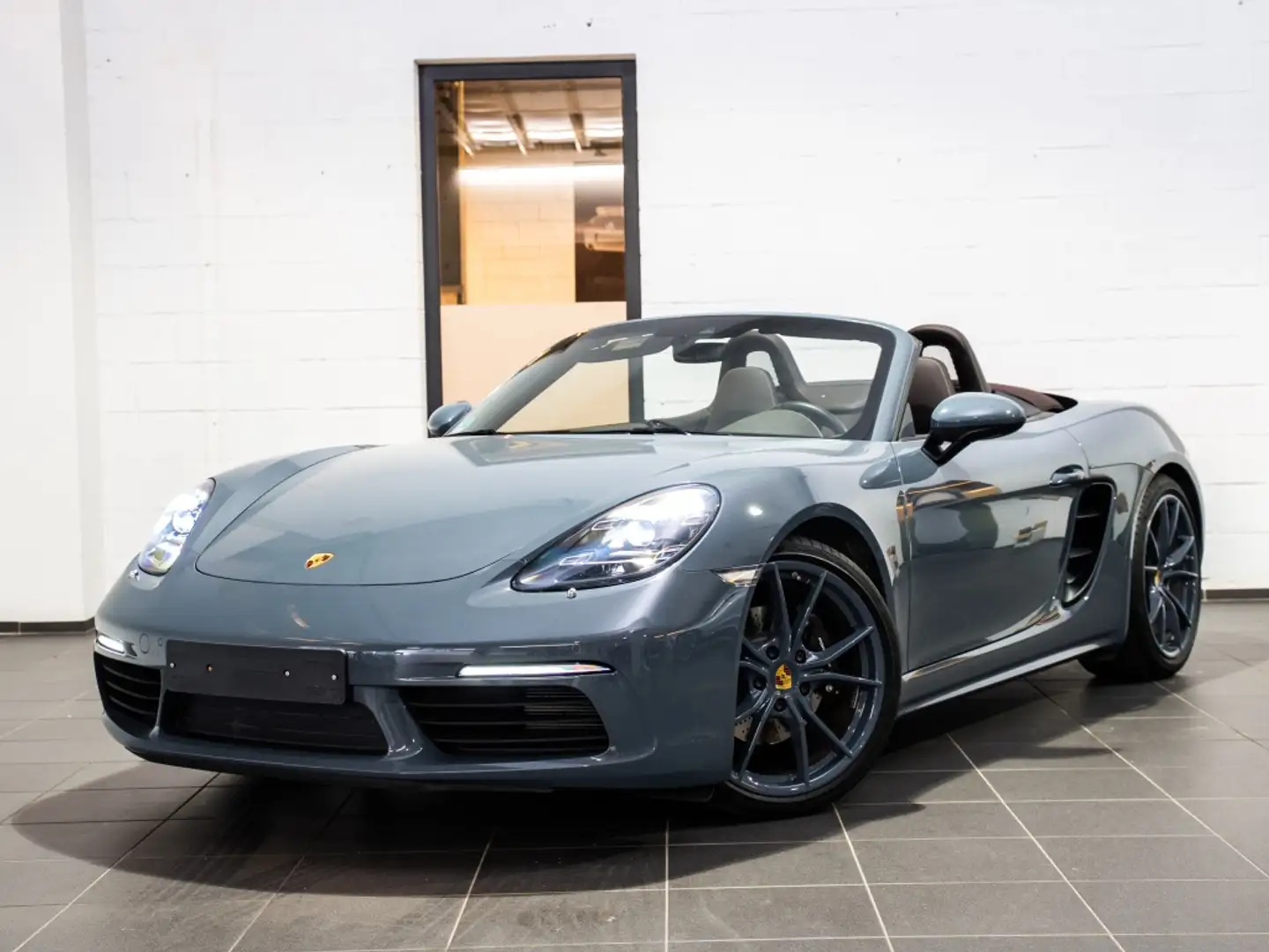 Porsche Boxster PDK Grijs - 1