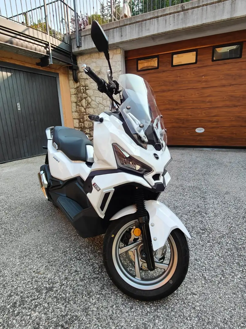 SYM ADX 125 Bianco - 2