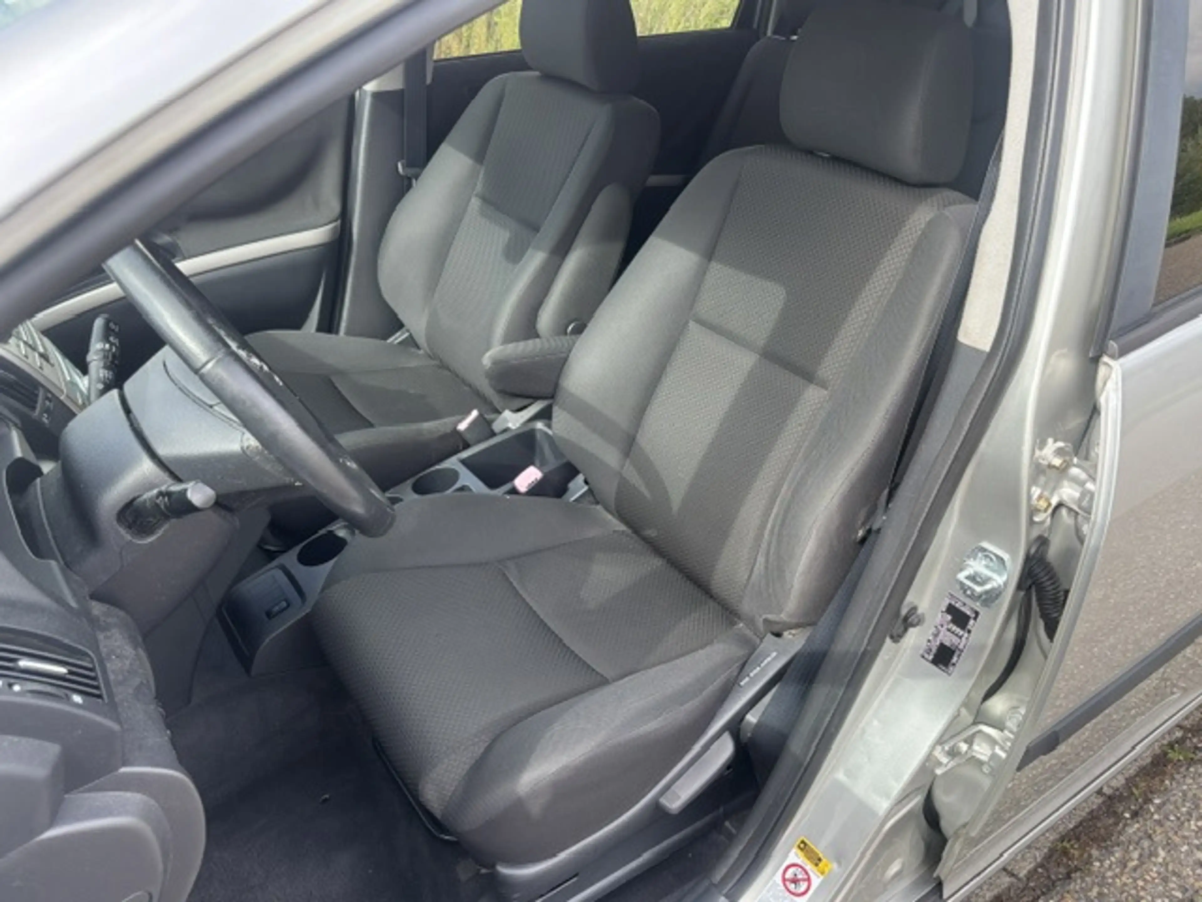 Toyota Verso 1.8 VVT-i Dynamic 7 Persoons! Automaat ECC Cruisec — photo 18