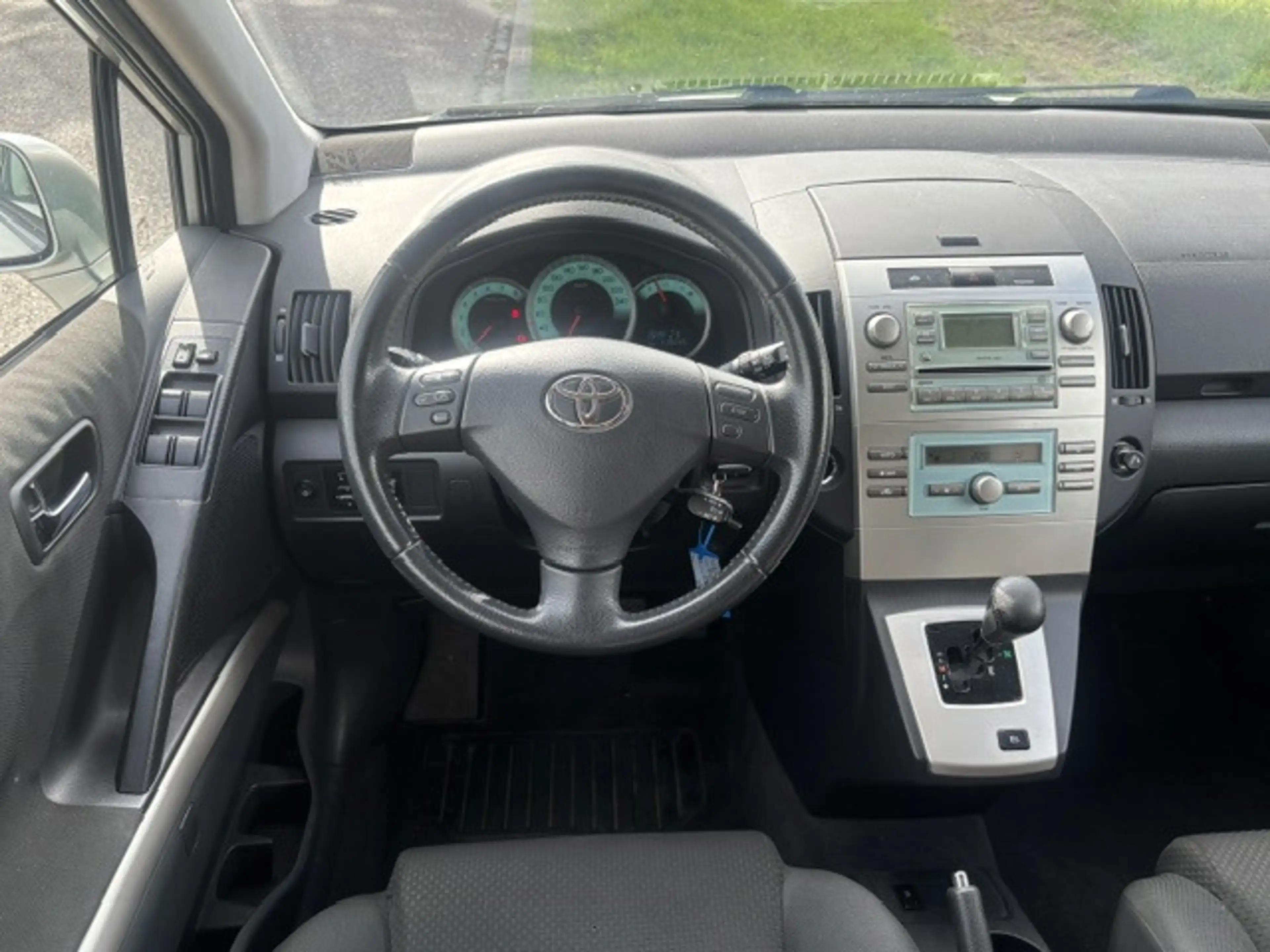 Toyota Verso 1.8 VVT-i Dynamic 7 Persoons! Automaat ECC Cruisec — photo 3