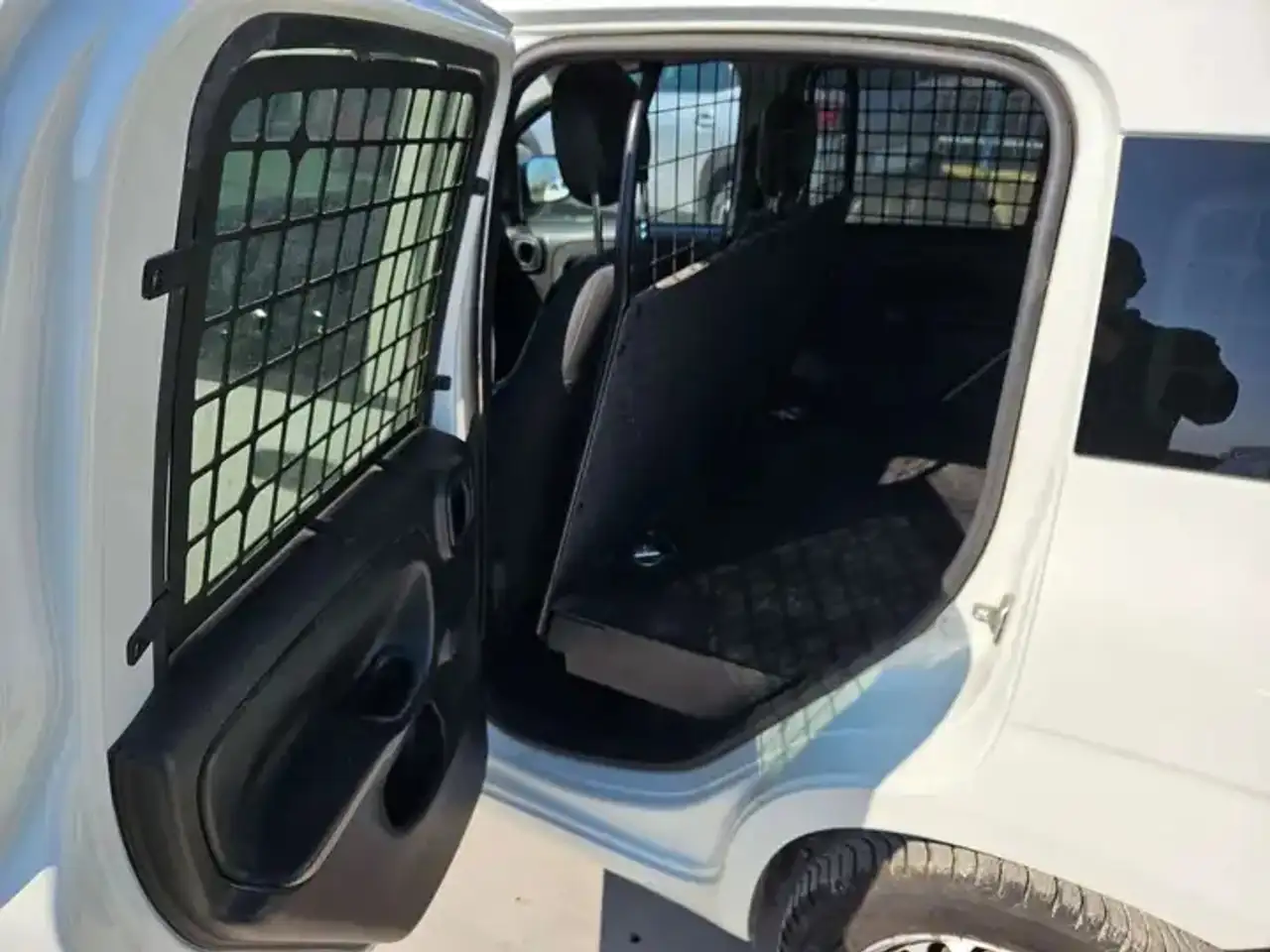 2018 Fiat Panda 1.2 69 CV VAN 2 POSTI EURO6 POP - FY341PD, photograph 12