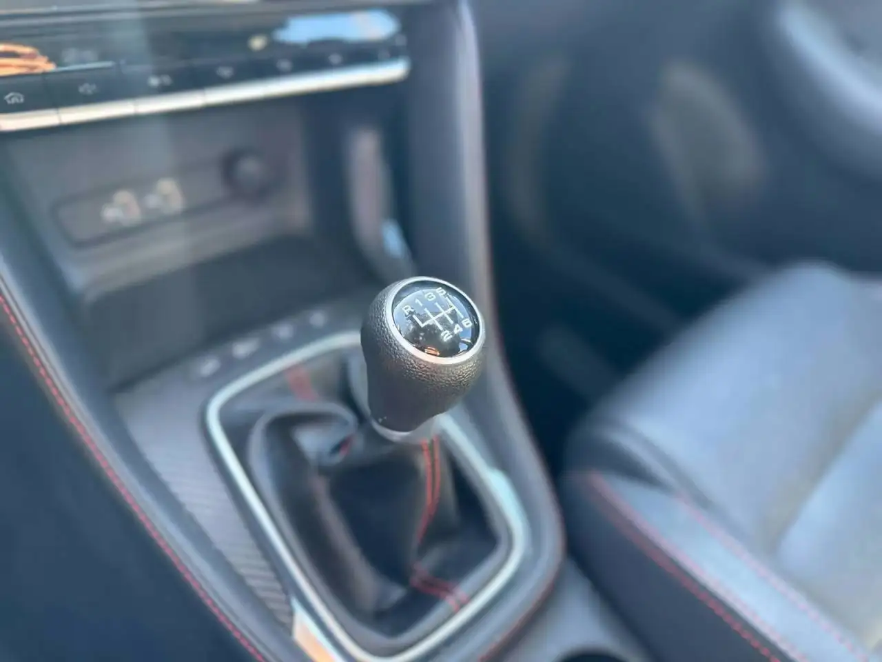 MG ZS 1.0 T-GDI Luxury, миниатюра 20