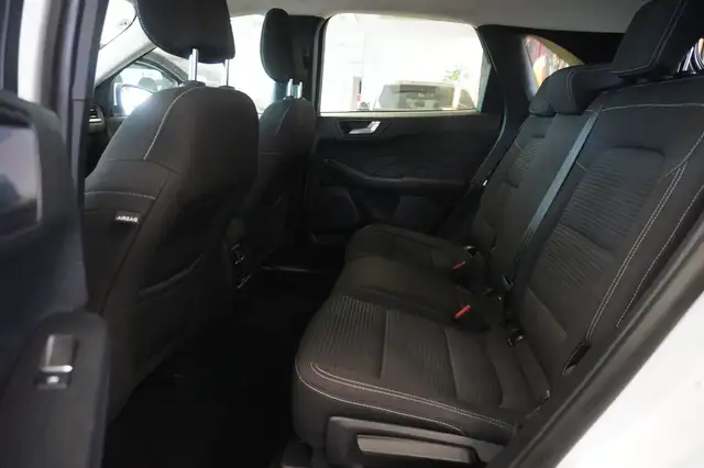 Ford Kuga view 9