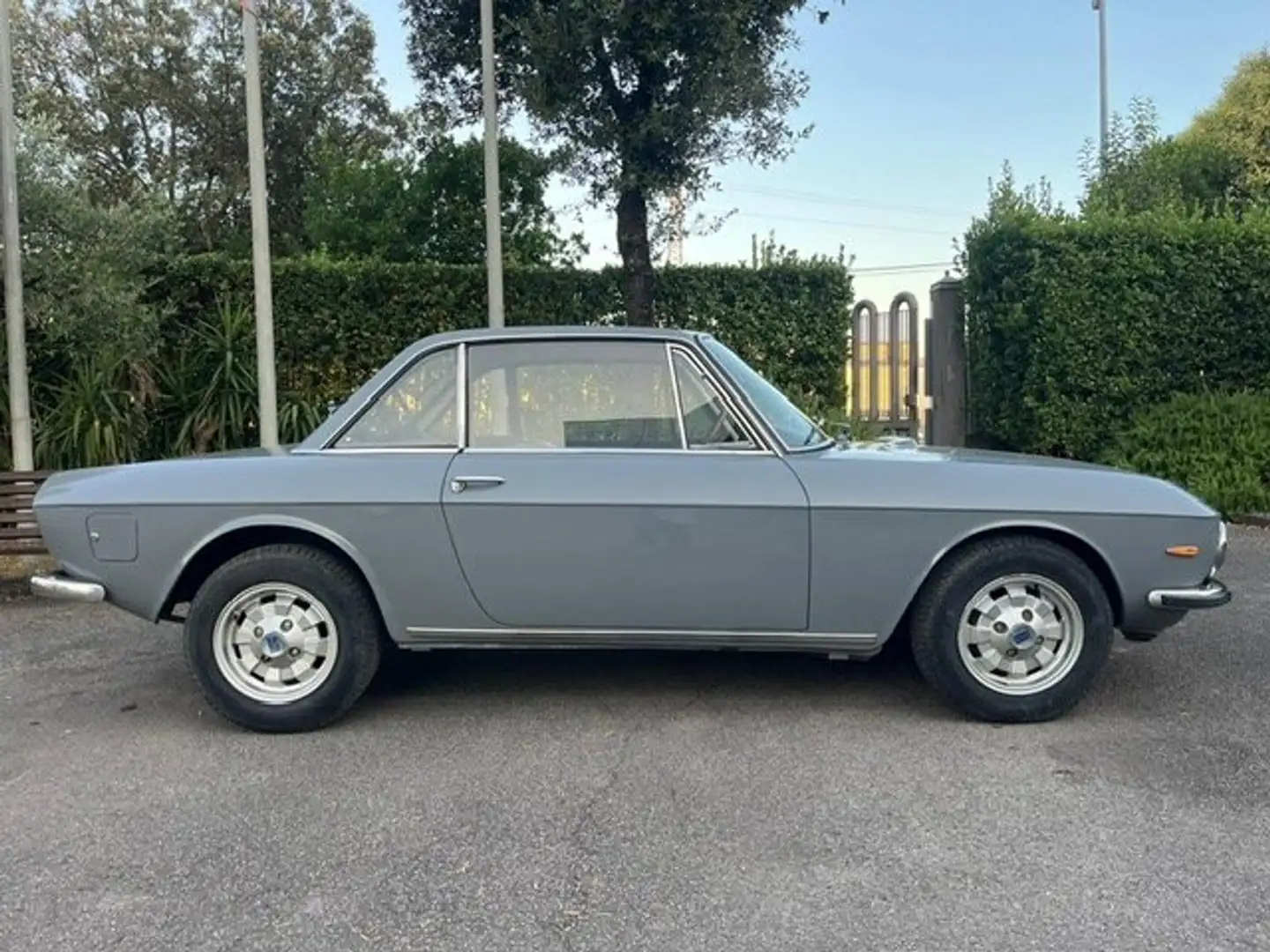 Lancia Fulvia COUPE' Šedá - 1
