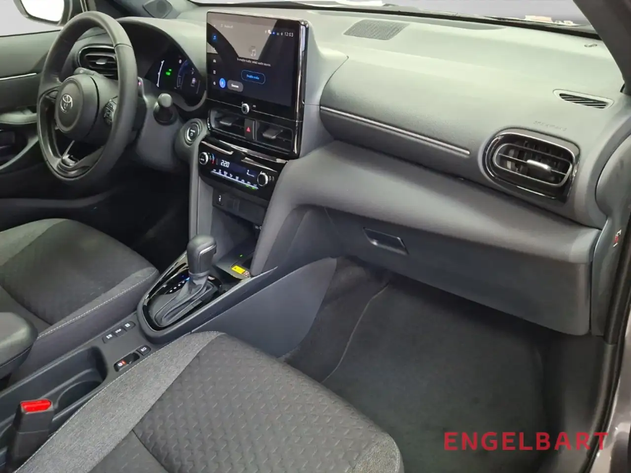 Toyota Yaris Cross 1.5 Hybrid Teamplayer Winter+Safety Paket 11