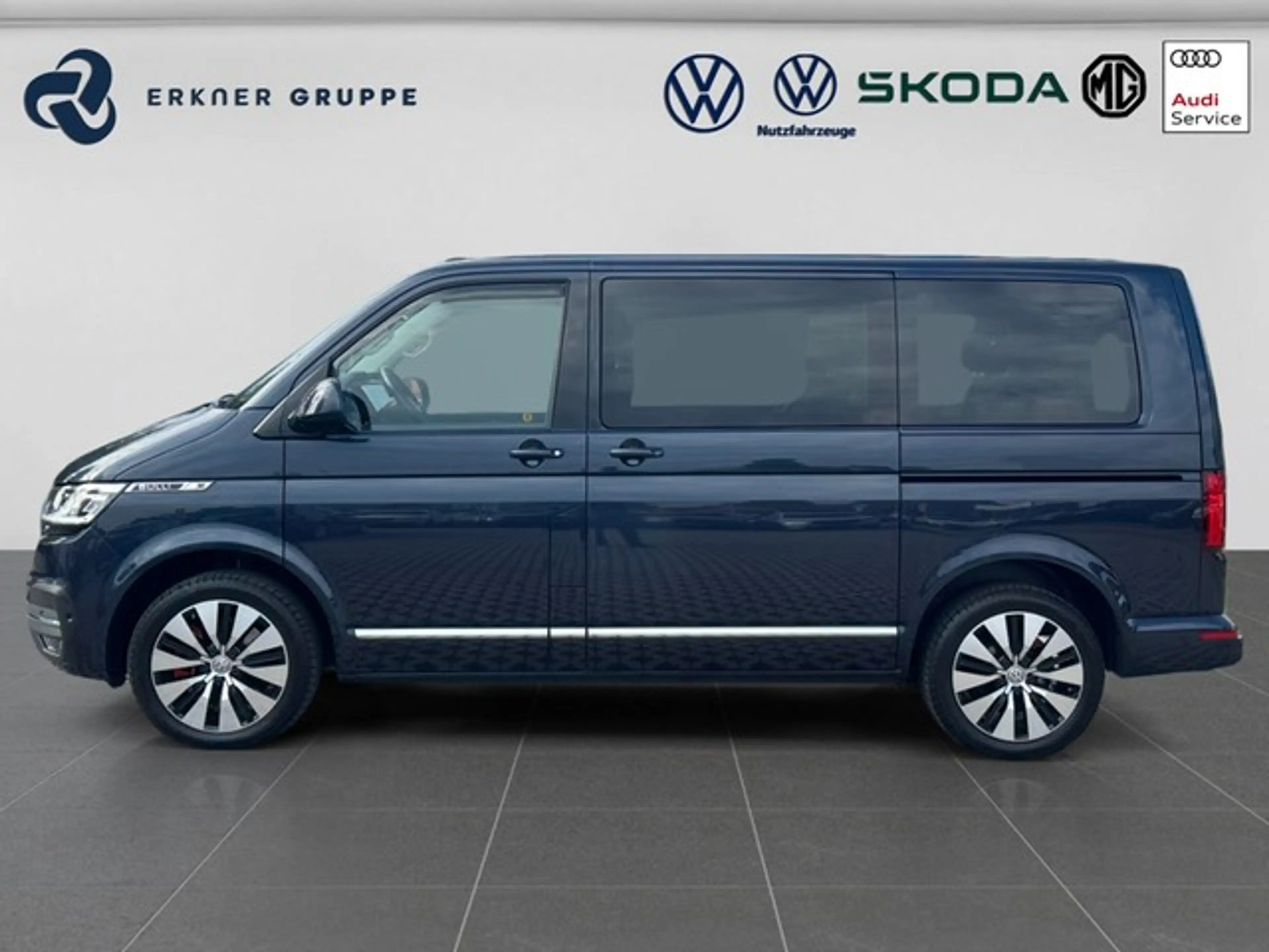 Volkswagen T6.1 Multivan T6.1 Multivan 2.0TDI DSG 4M+Highline+ACC+AHK+Ka... — photo 2