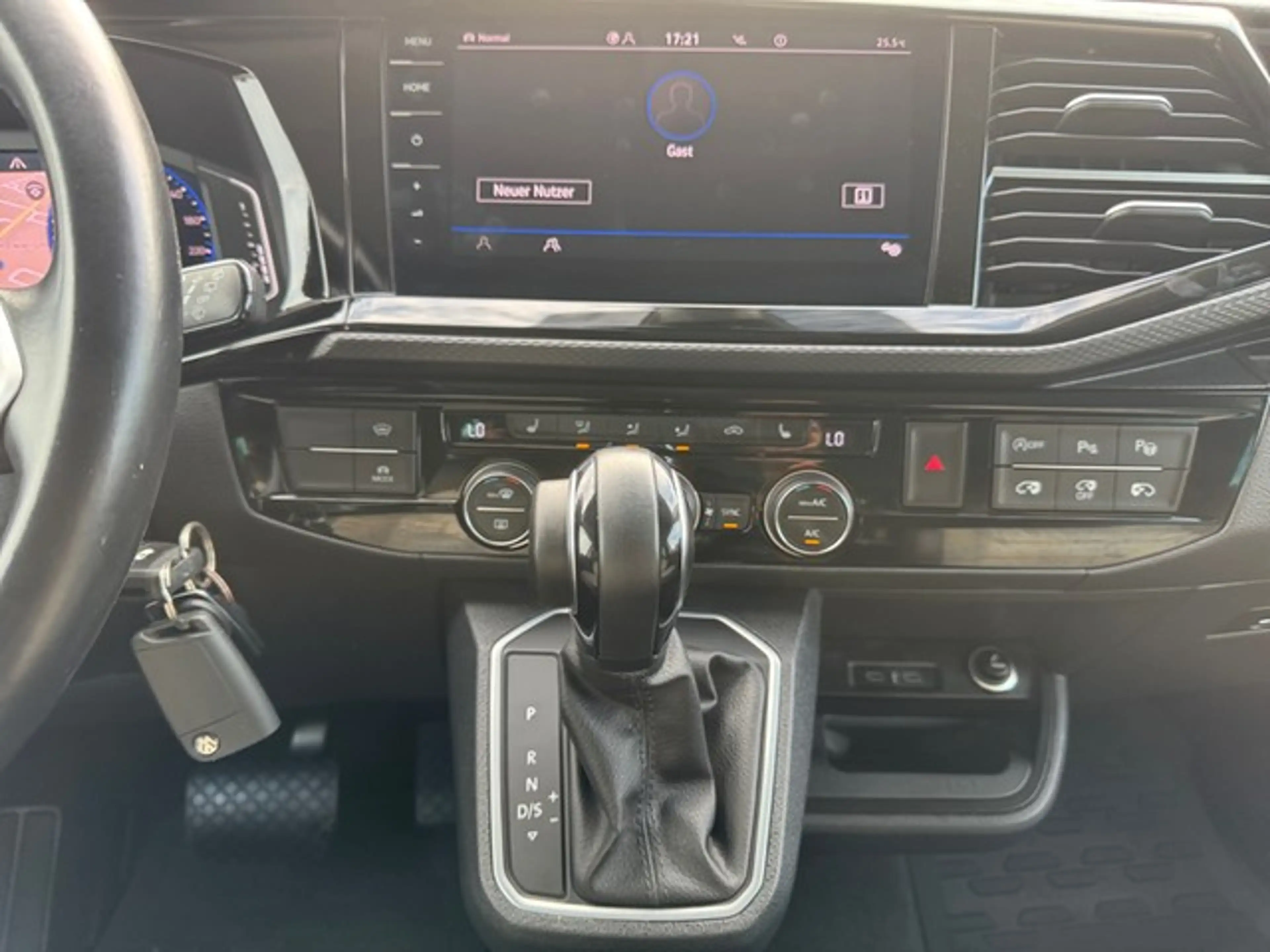 Volkswagen T6.1 Multivan T6.1 Multivan 2.0TDI DSG 4M+Highline+ACC+AHK+Ka... — photo 15