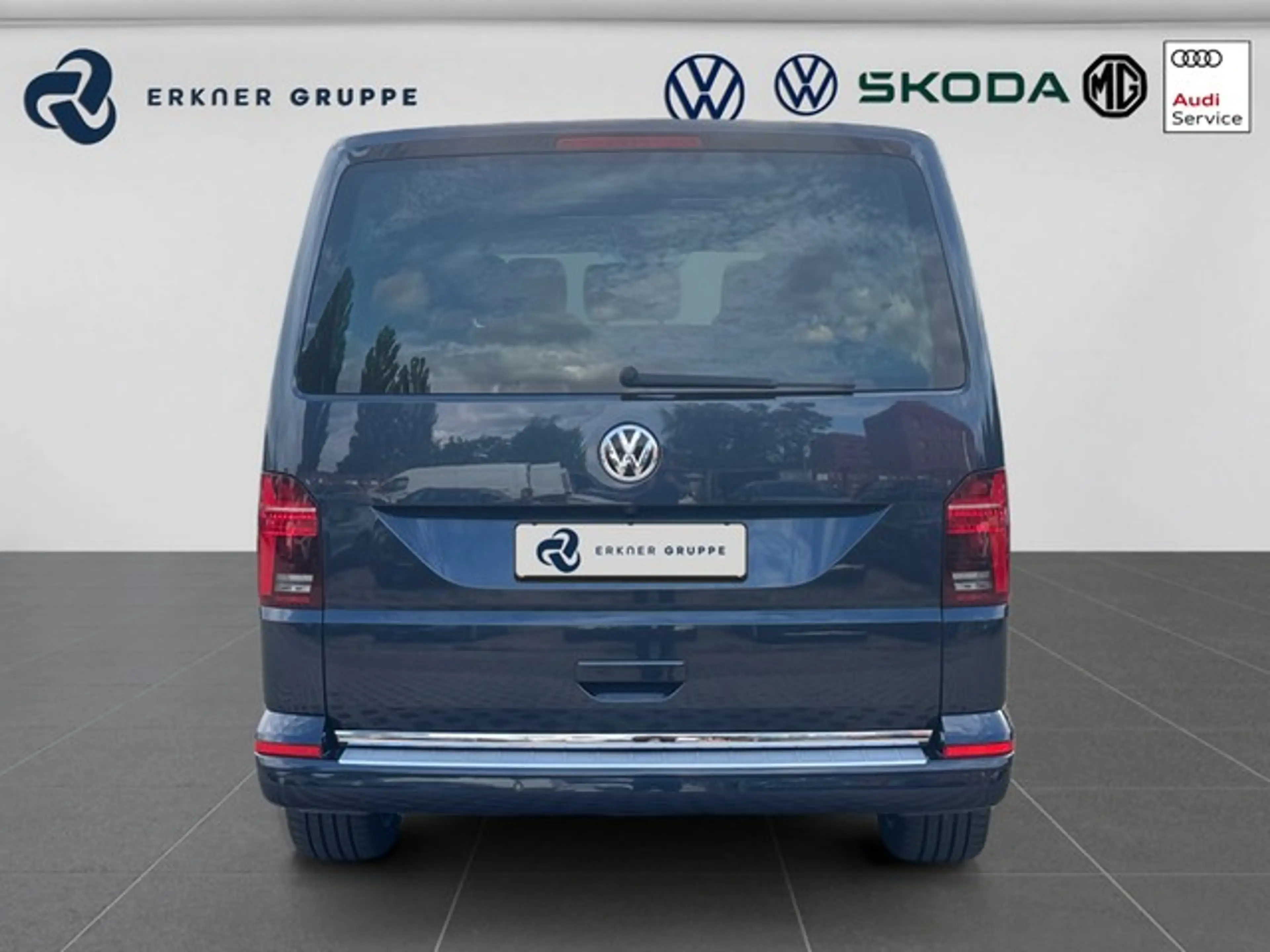 Volkswagen T6.1 Multivan T6.1 Multivan 2.0TDI DSG 4M+Highline+ACC+AHK+Ka... — photo 4