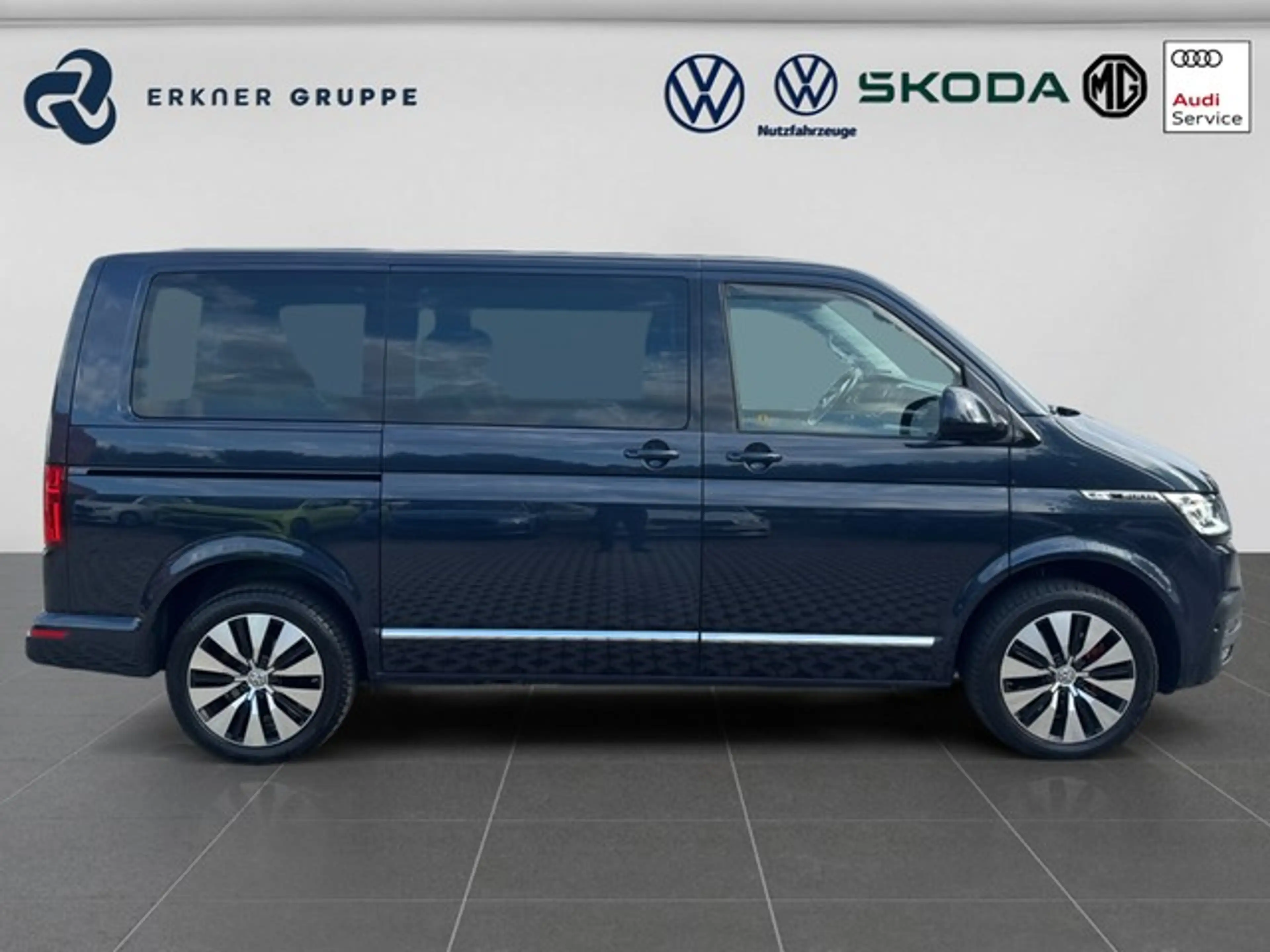 Volkswagen T6.1 Multivan T6.1 Multivan 2.0TDI DSG 4M+Highline+ACC+AHK+Ka... — photo 6
