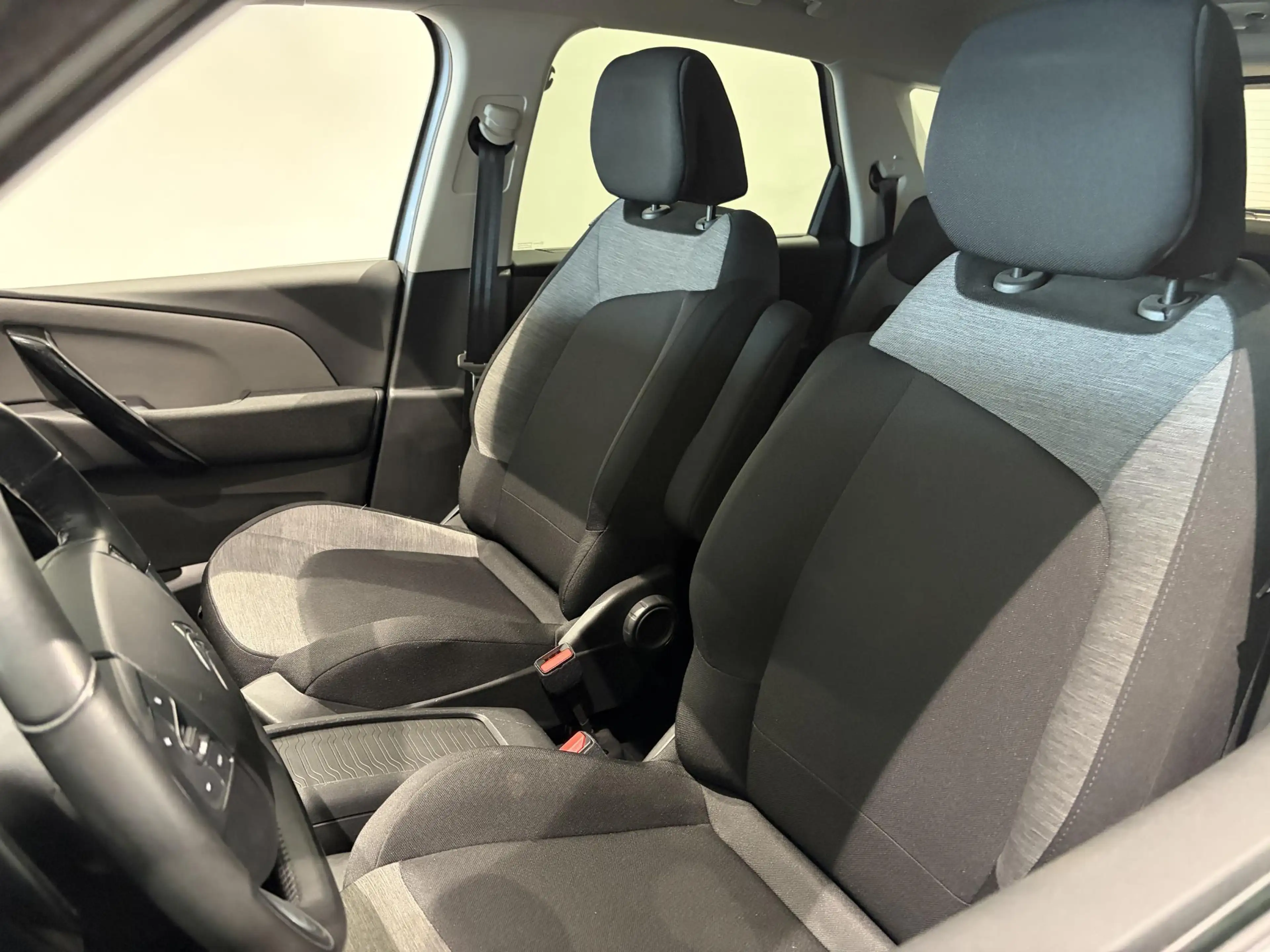 Citroen C4 SpaceTourer 1.2 PureTech Feel | Trekhaak | Camera | Climate co — photo 7