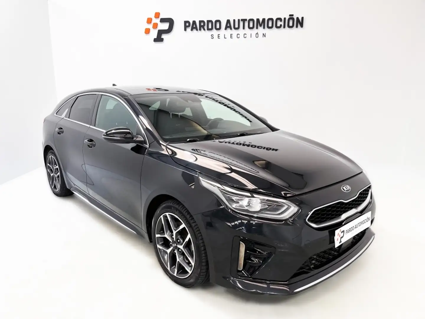 Kia ProCeed / pro_cee'd 1.6 MHEV iMT GT Line DCT Negro - 1
