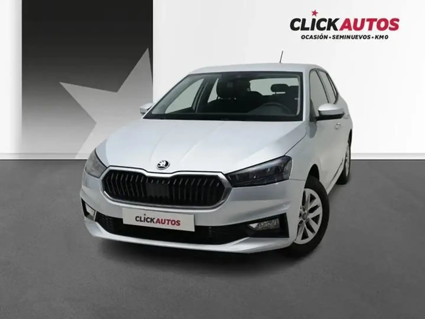 Skoda Fabia 1.0 TSI Selection DSG 85kW Plateado - 1