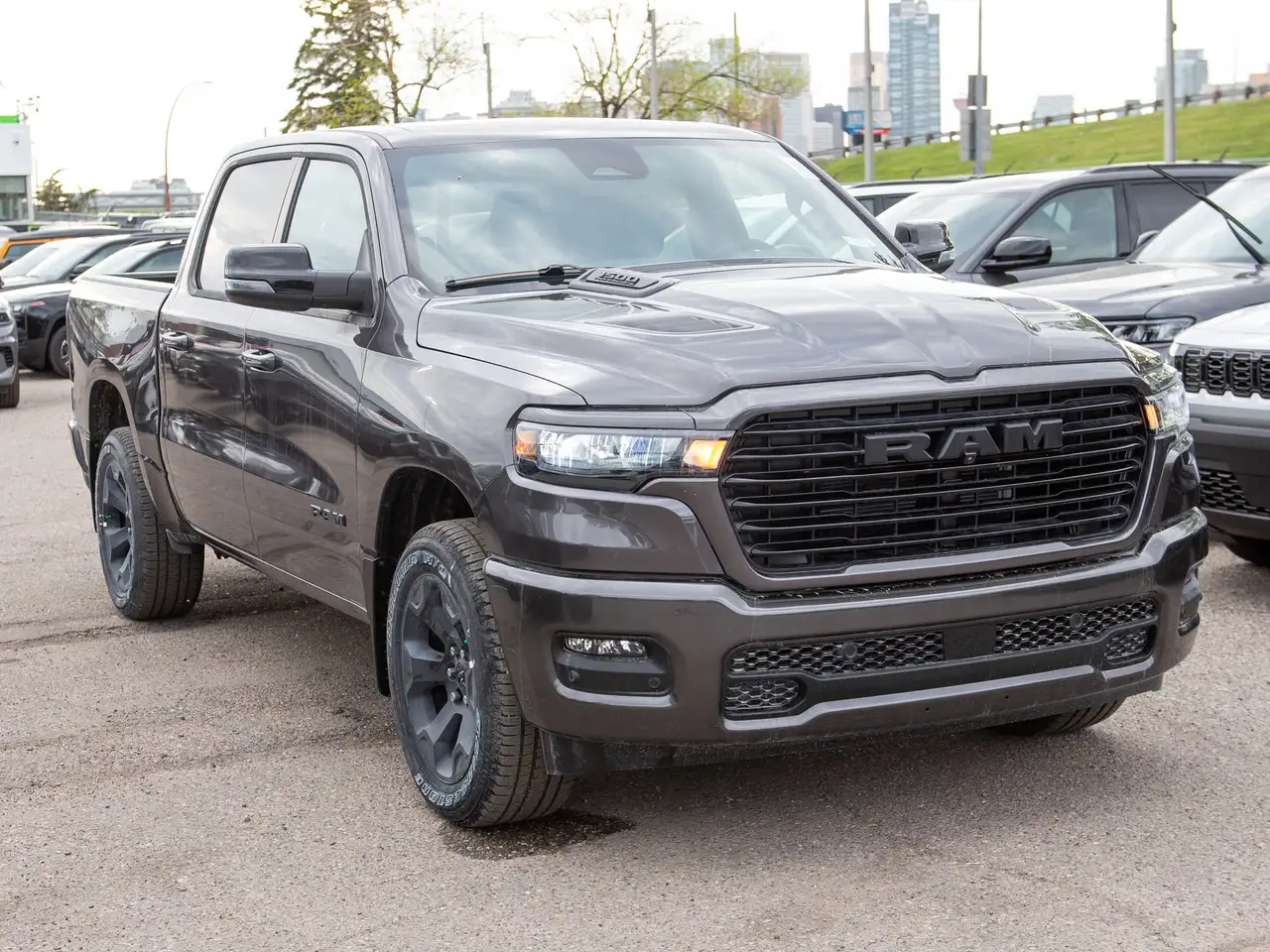 RAM 1500 снимка RAM 1500