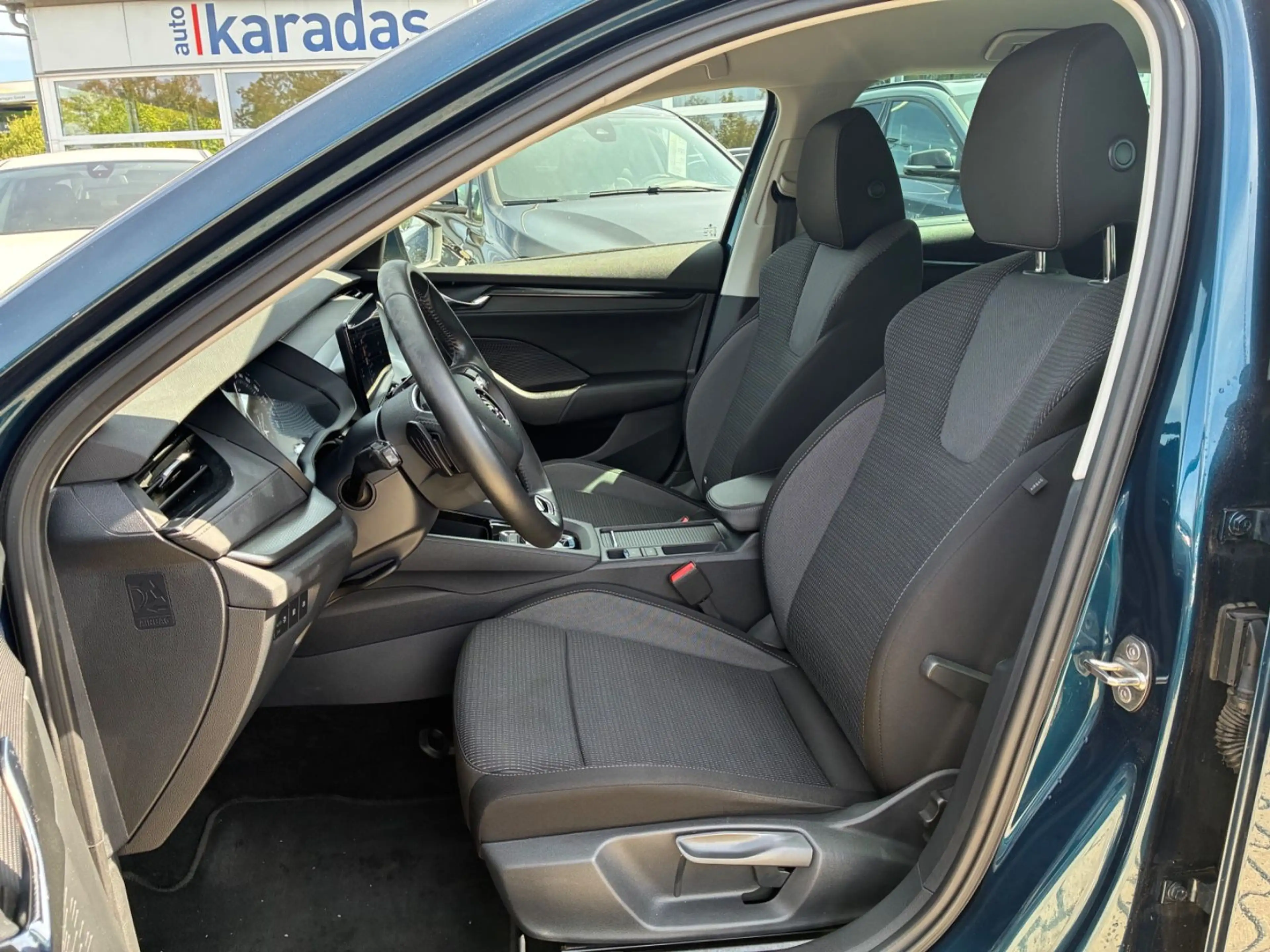 Skoda Octavia 1.5 TSI e-Tec AmbitionAUT/LED/SHZ/PDC — photo 8