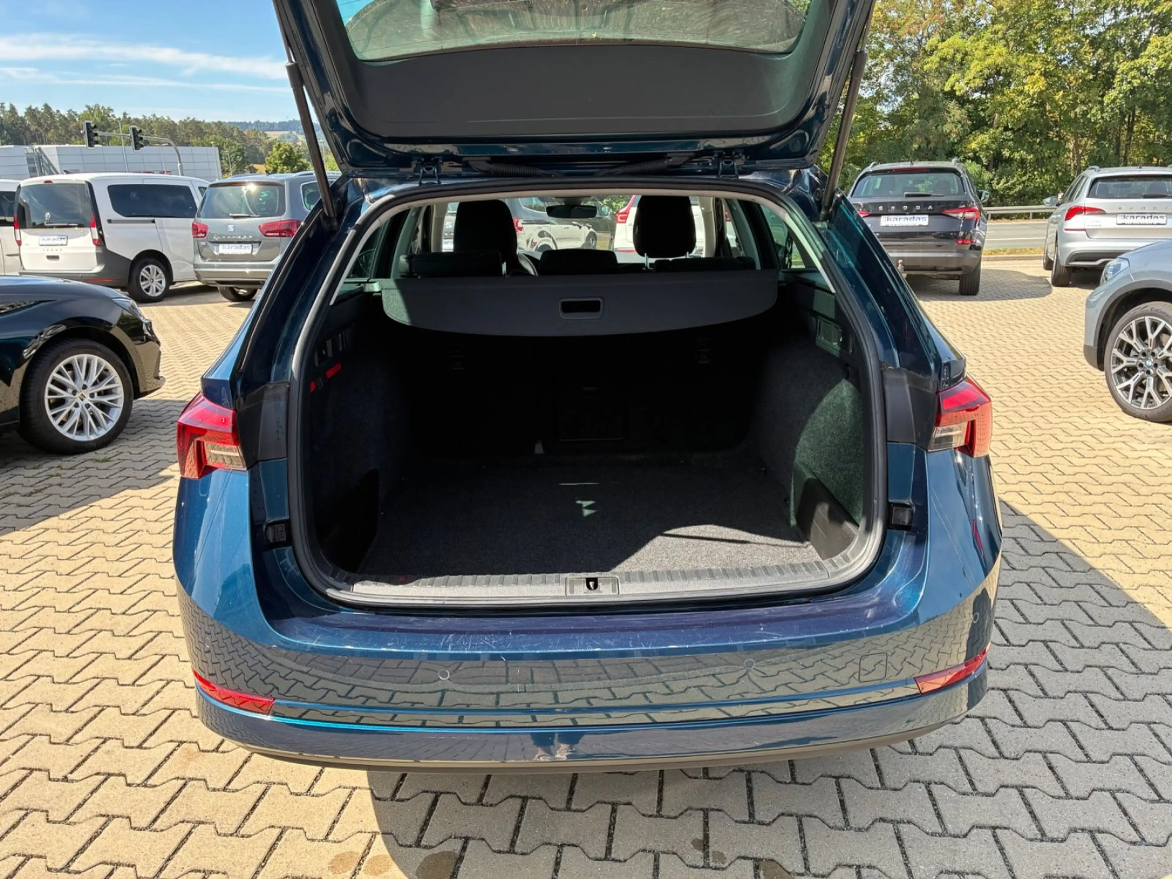 Skoda Octavia 1.5 TSI e-Tec AmbitionAUT/LED/SHZ/PDC — photo 6
